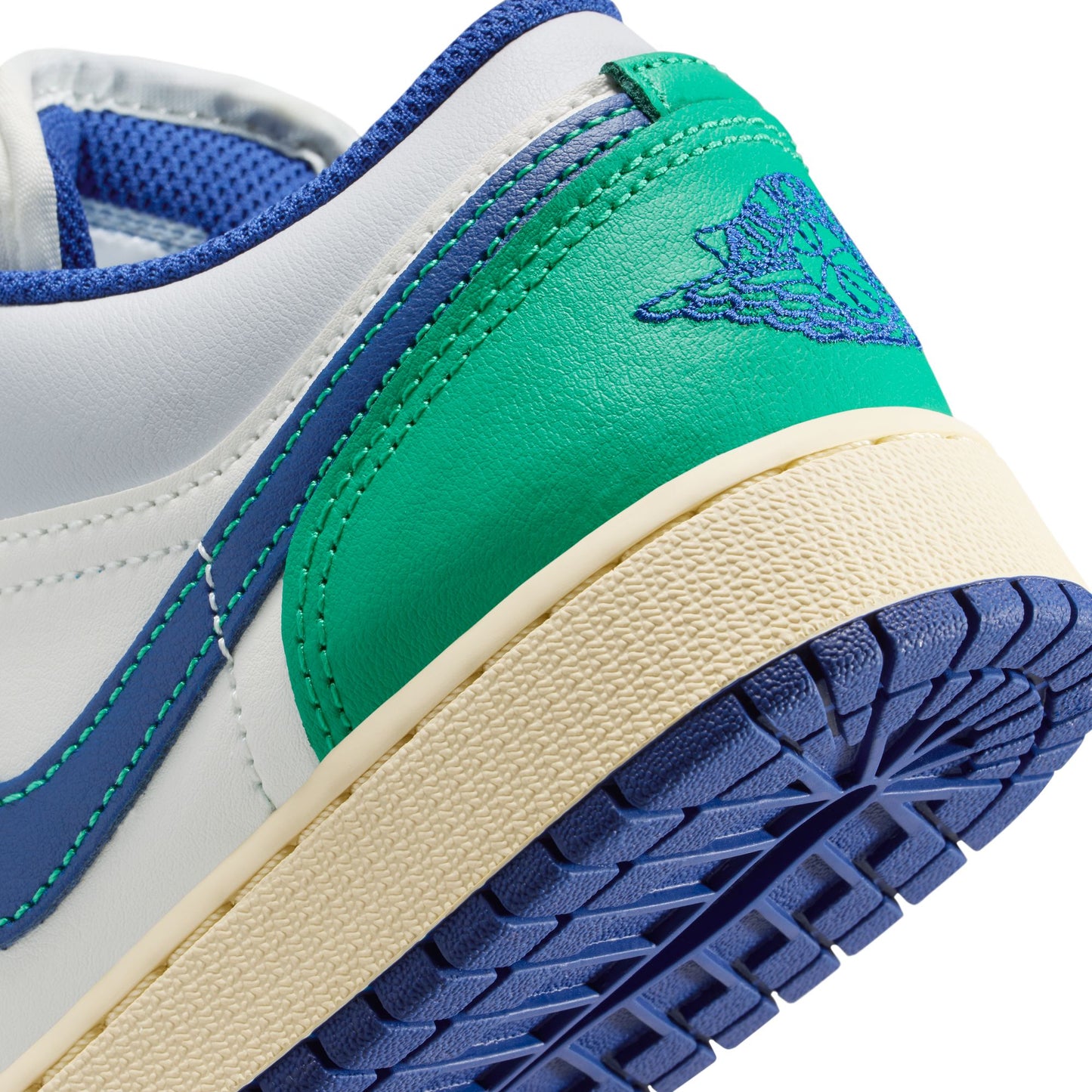 Air Jordan 1 Low 553560-147