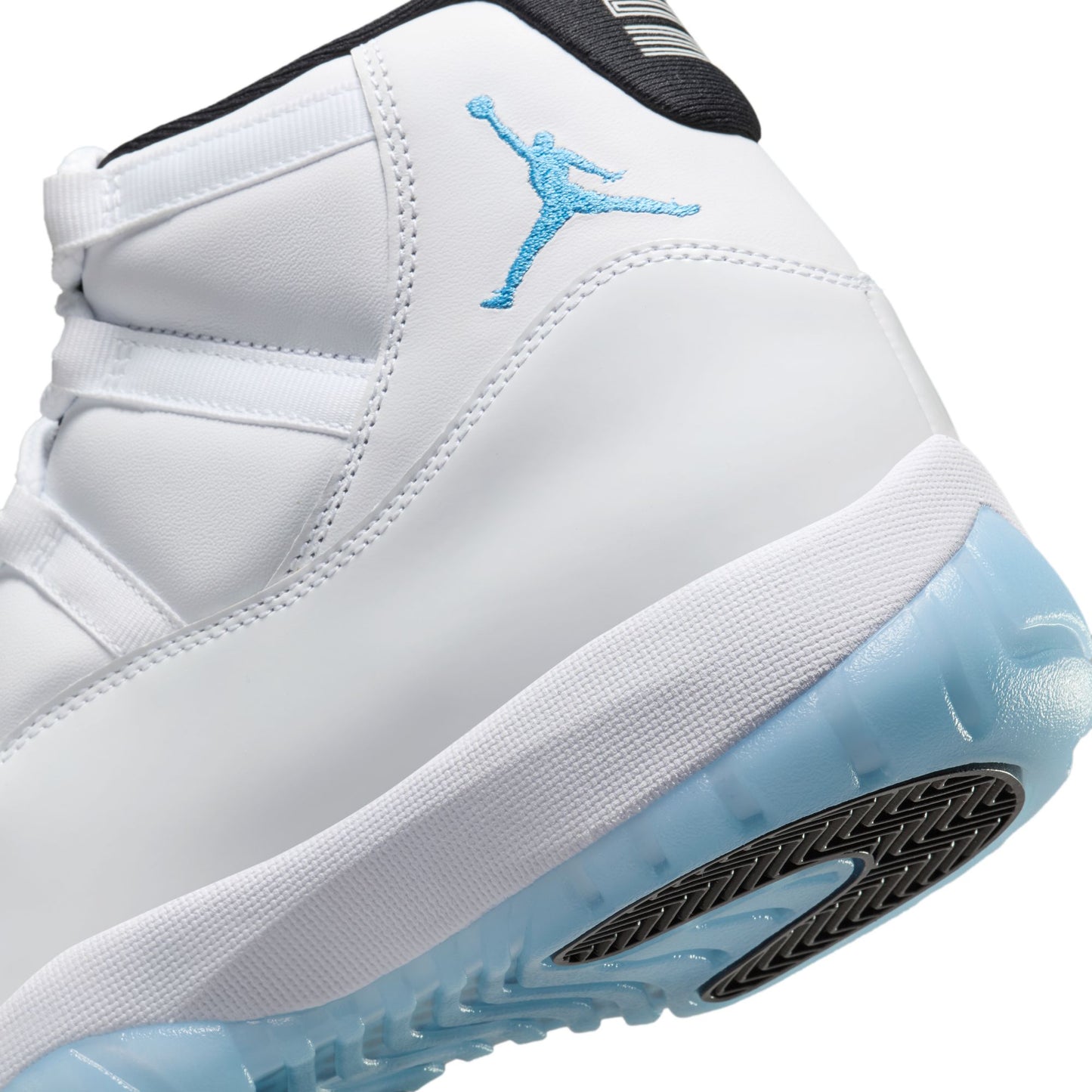 Air Jordan 11 Retro "Legend Blue" CT8012-104