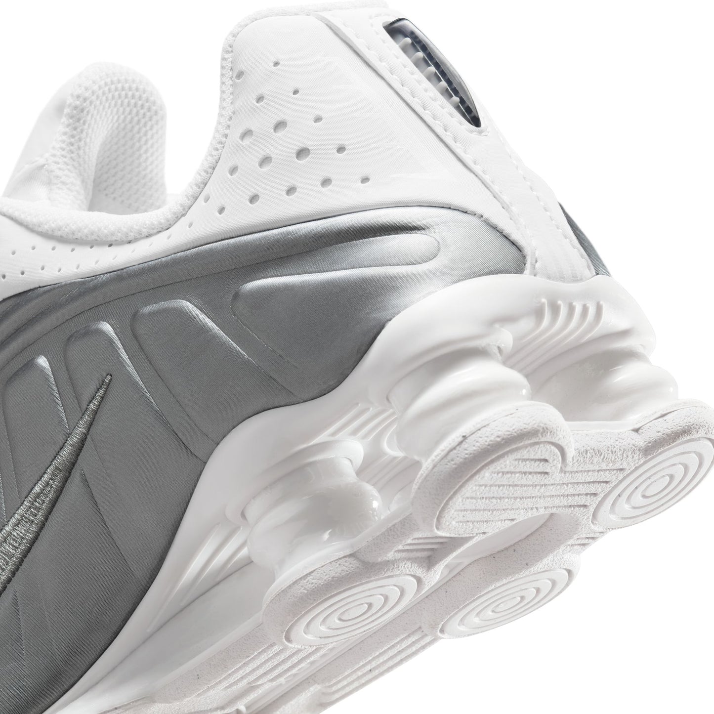 NIKE SHOX R4 CW2626-101