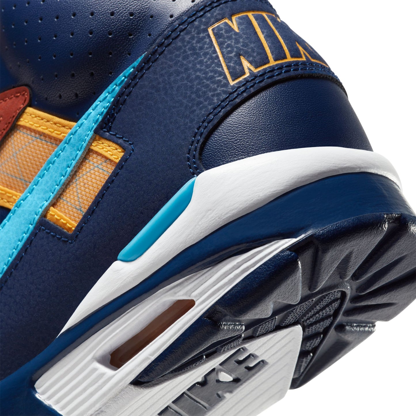 Nike Air Trainer SC High CW6023-400
