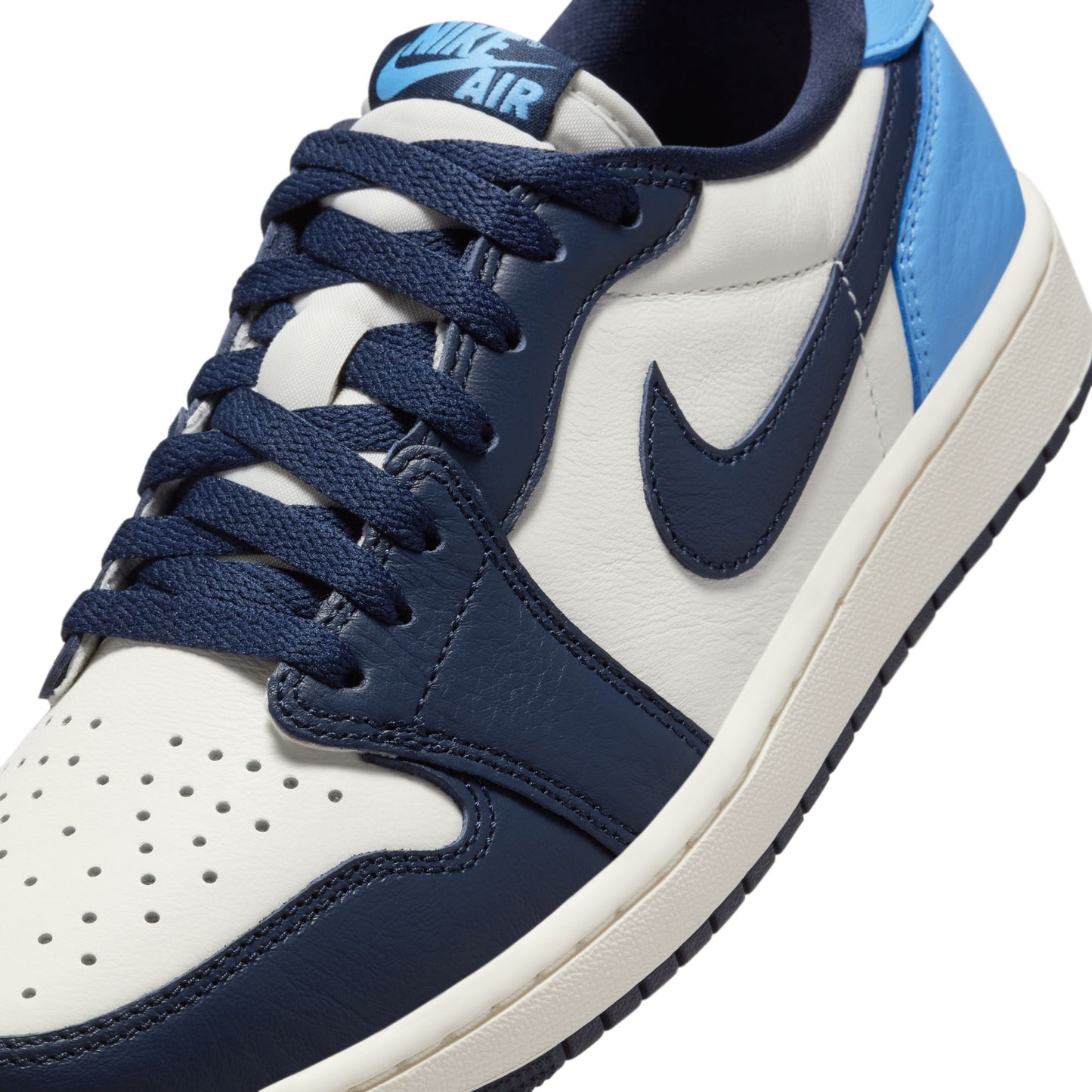 Air Jordan 1 Low OG "Obsidian" CZ0790-400
