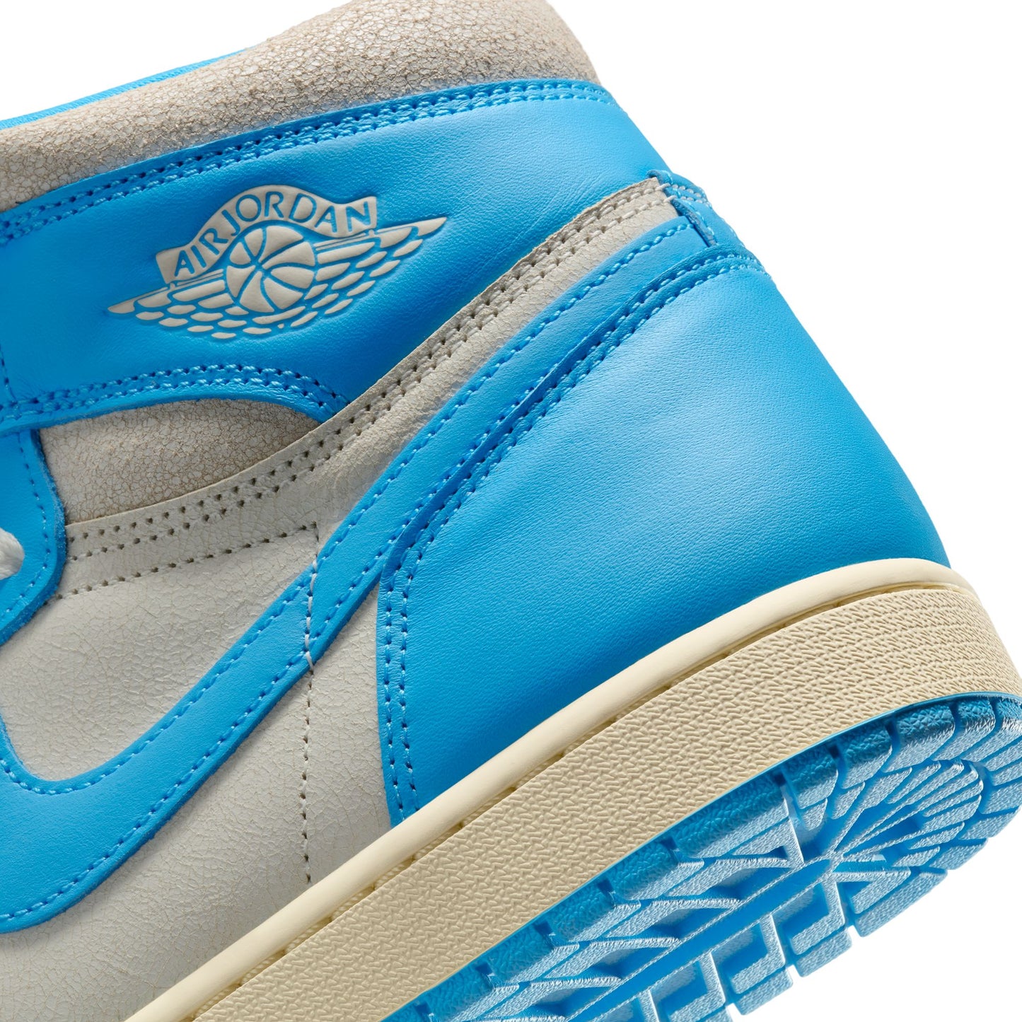Air Jordan 1 Retro High OG DZ5485-402