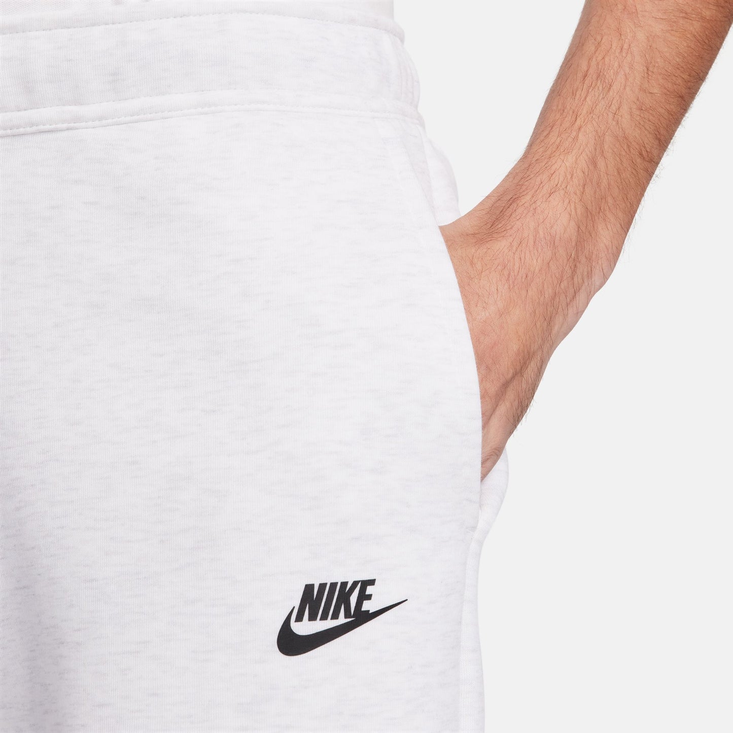 Nike Sportswear Tech Fleece FB8171-051