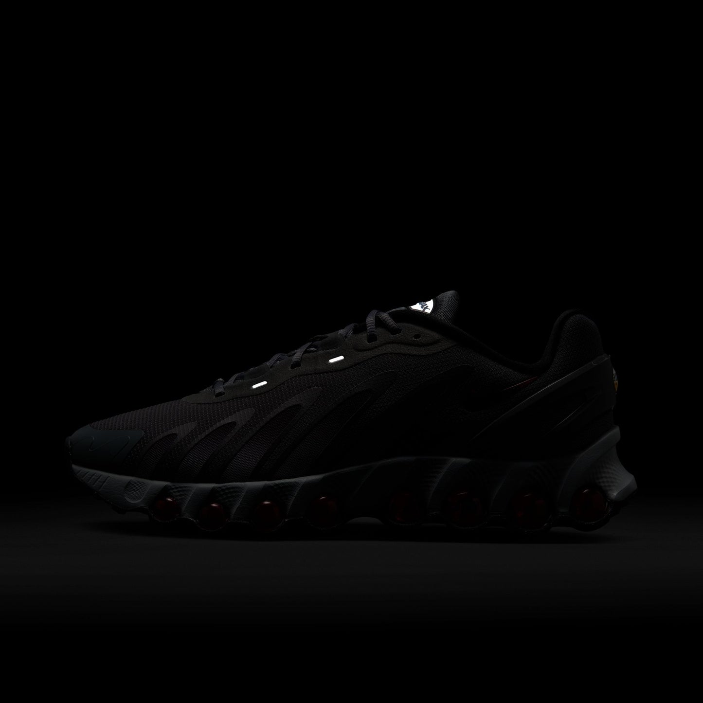 NIKE AIR MAX DN8 FQ7860-005
