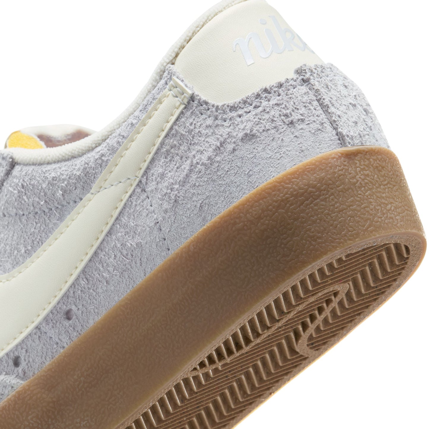 W NIKE BLAZER LOW '77 VINTAGE FQ8060-003