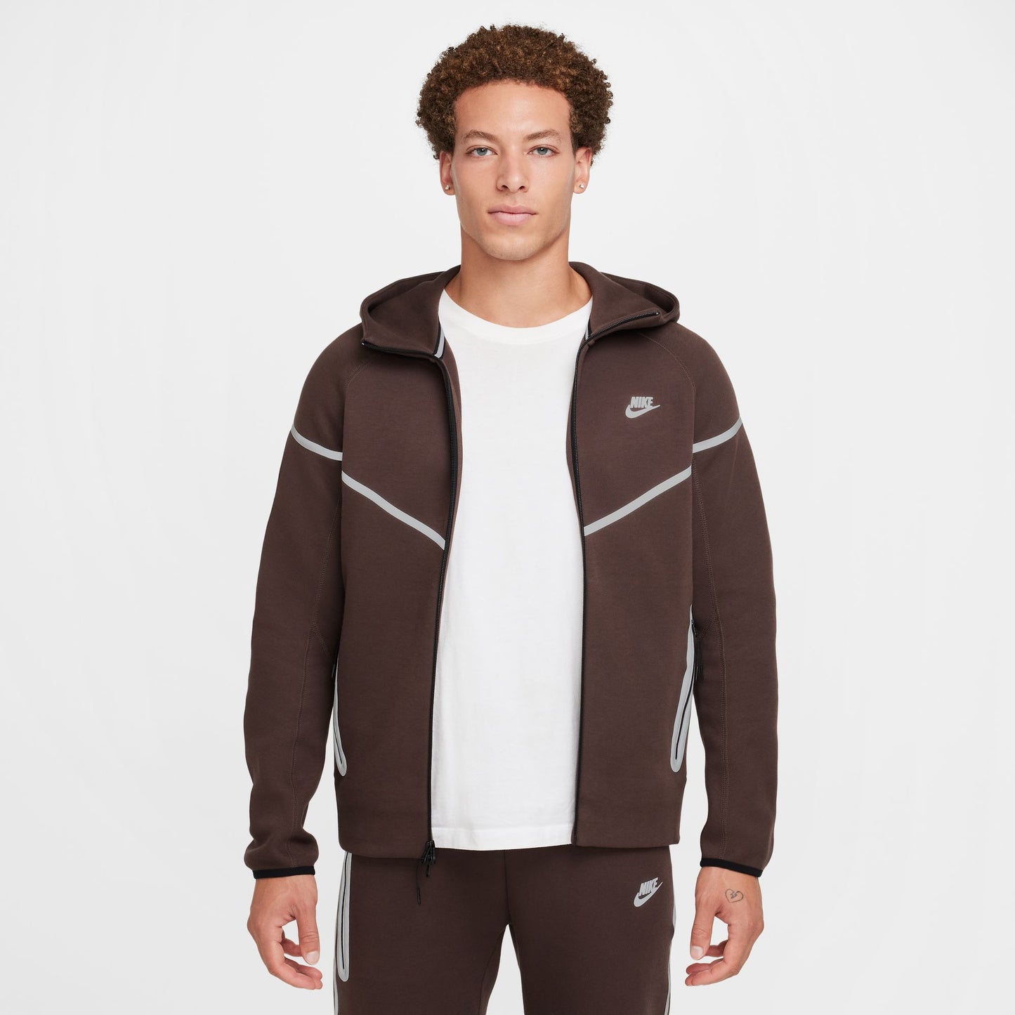 NIKE TECH WINDRUNNER FZ074-237