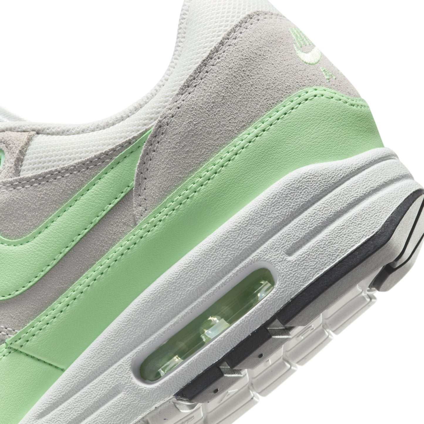 NIKE AIR MAX 1 ESSENTIAL FZ5808-107