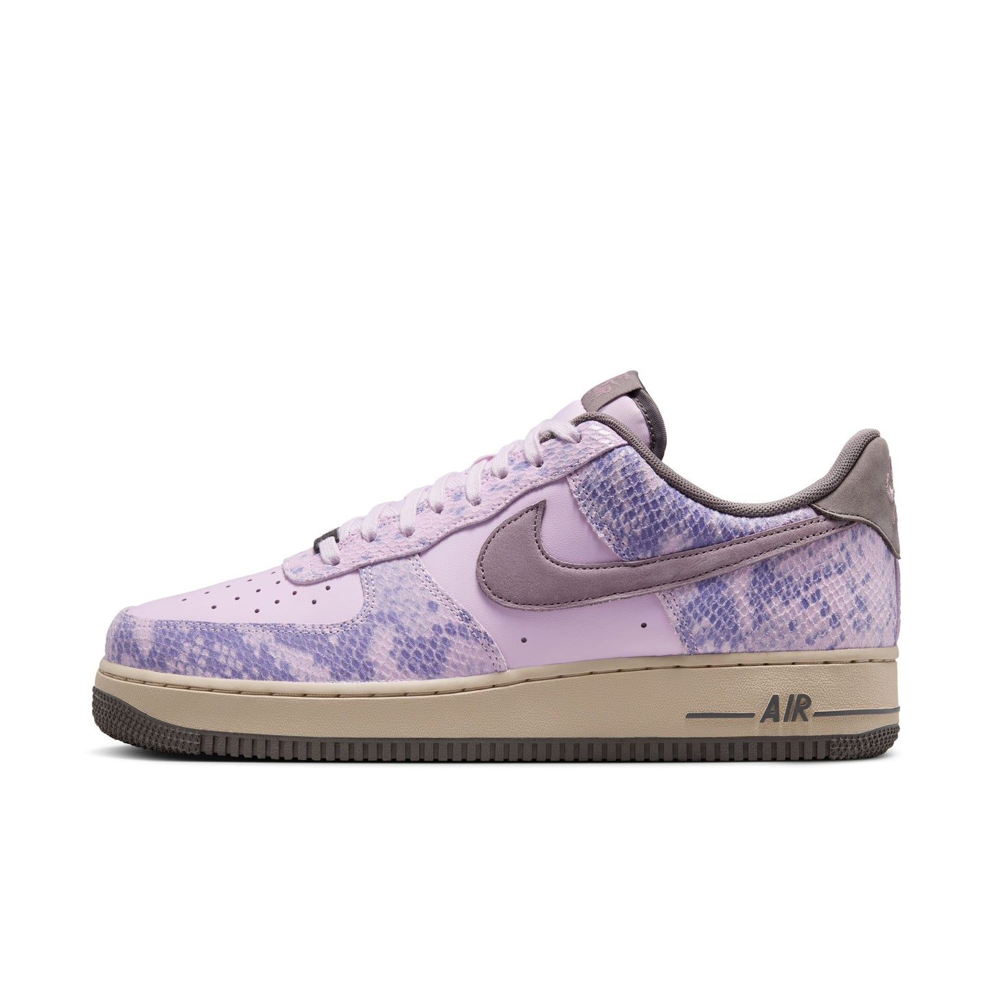 NIKE AIR FORCE 1 '07 LV8 HF2898-500