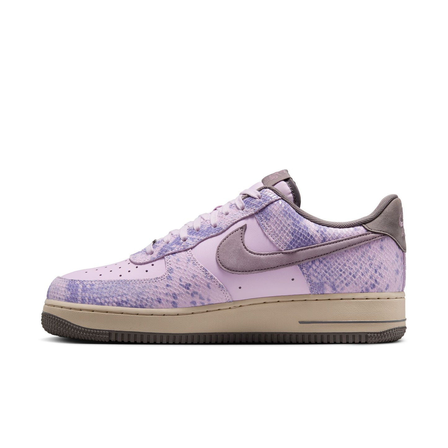 NIKE AIR FORCE 1 '07 LV8 HF2898-500