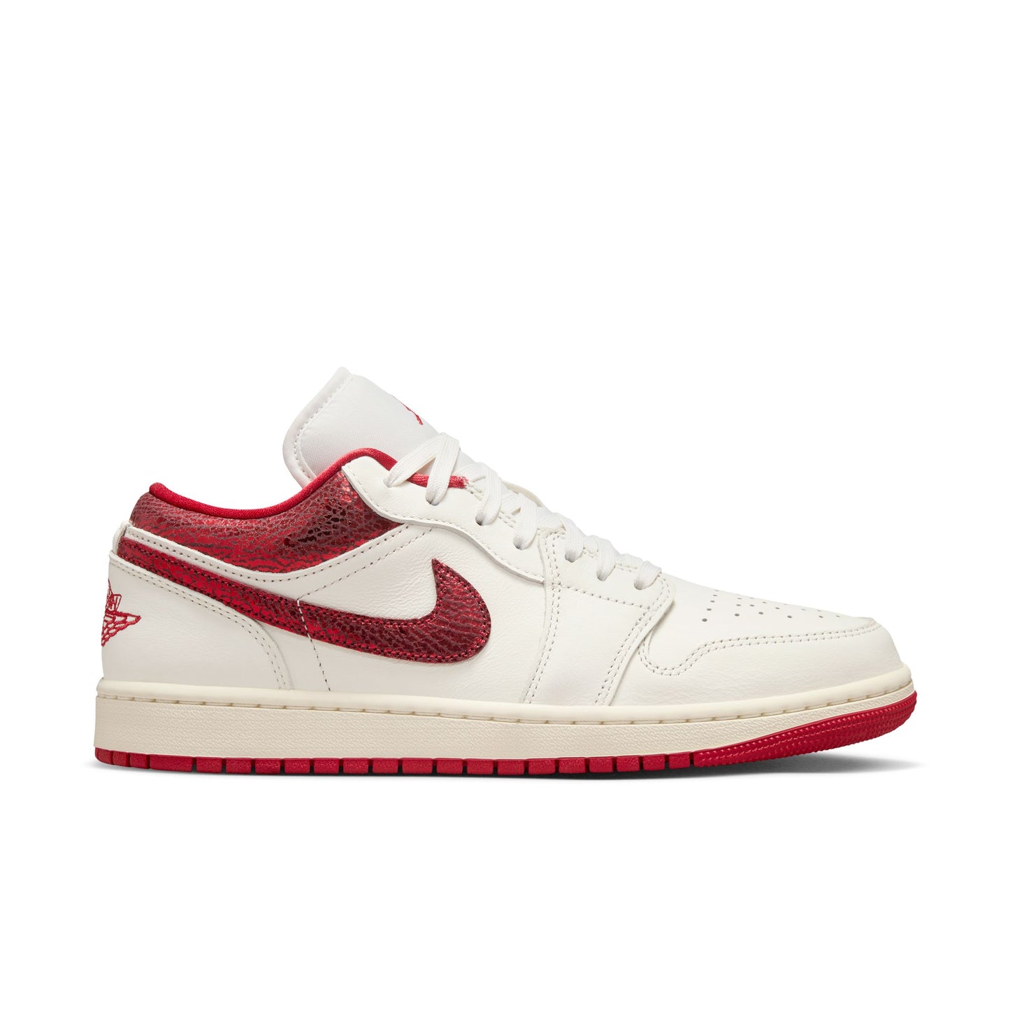 WMNS AIR JORDAN 1 LOW SE HJ9338-106