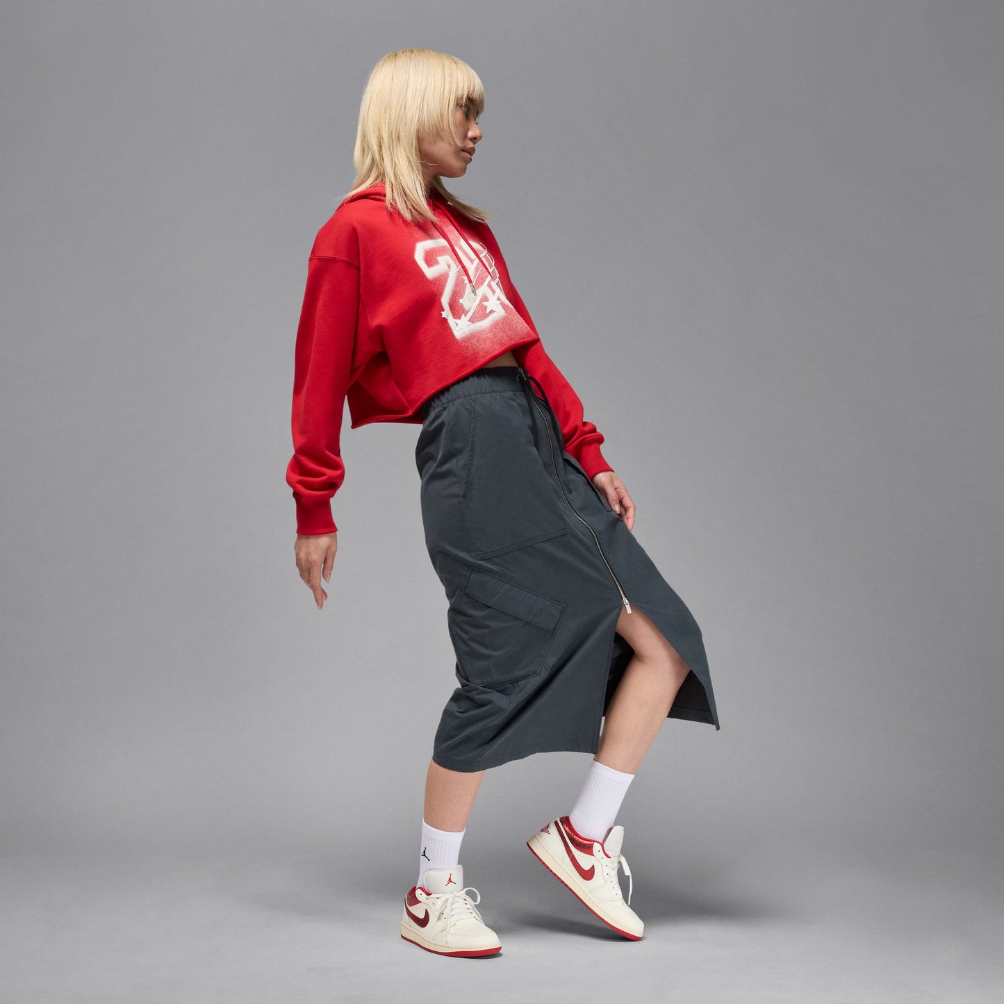 WMNS AIR JORDAN 1 LOW SE HJ9338-106