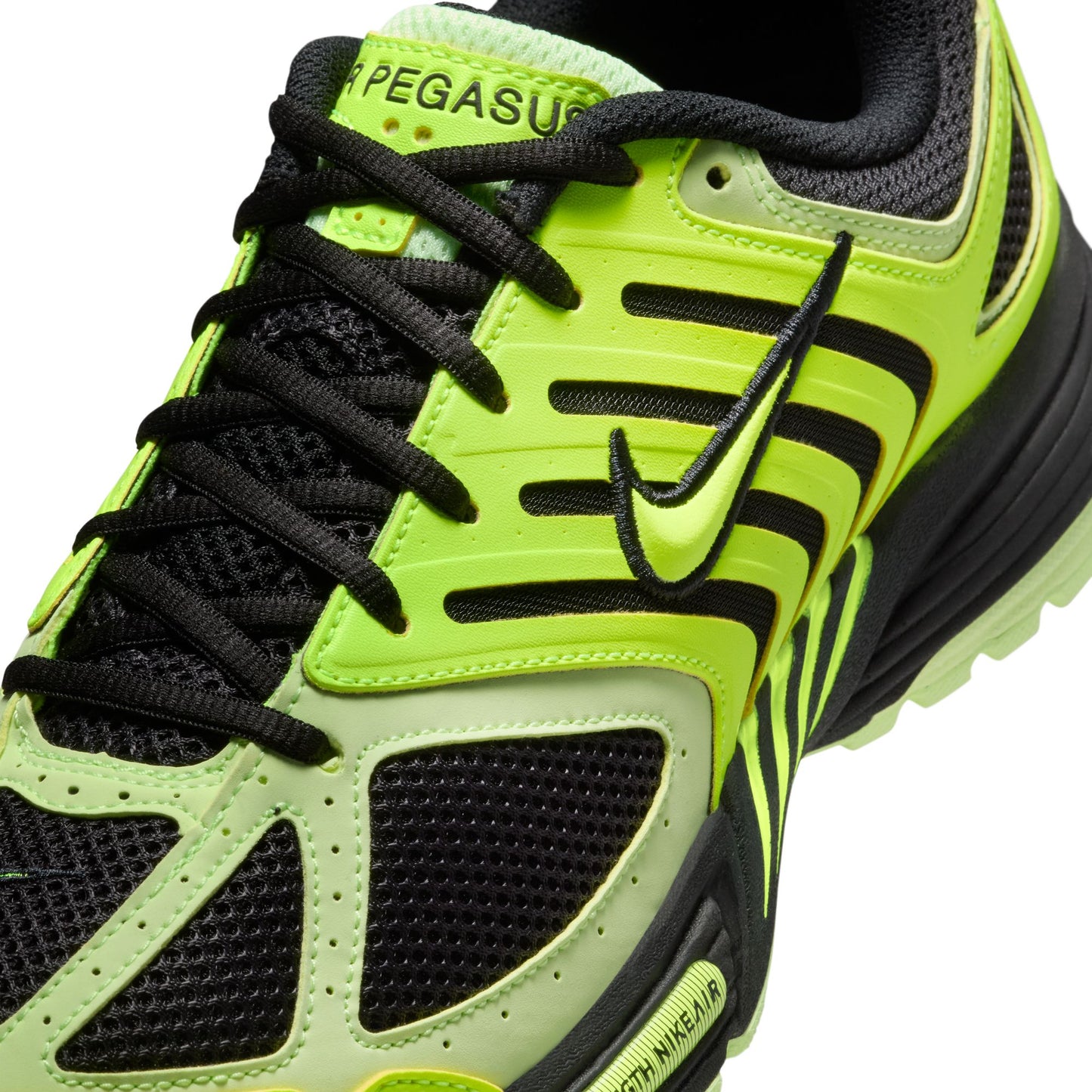 NIKE AIR PEGASUS 2005 HQ5403-700