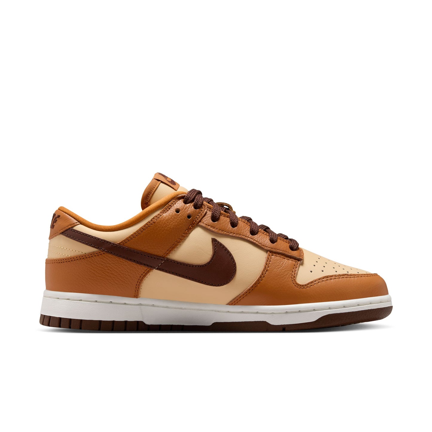 Nike Dunk Low SE HQ7487-700