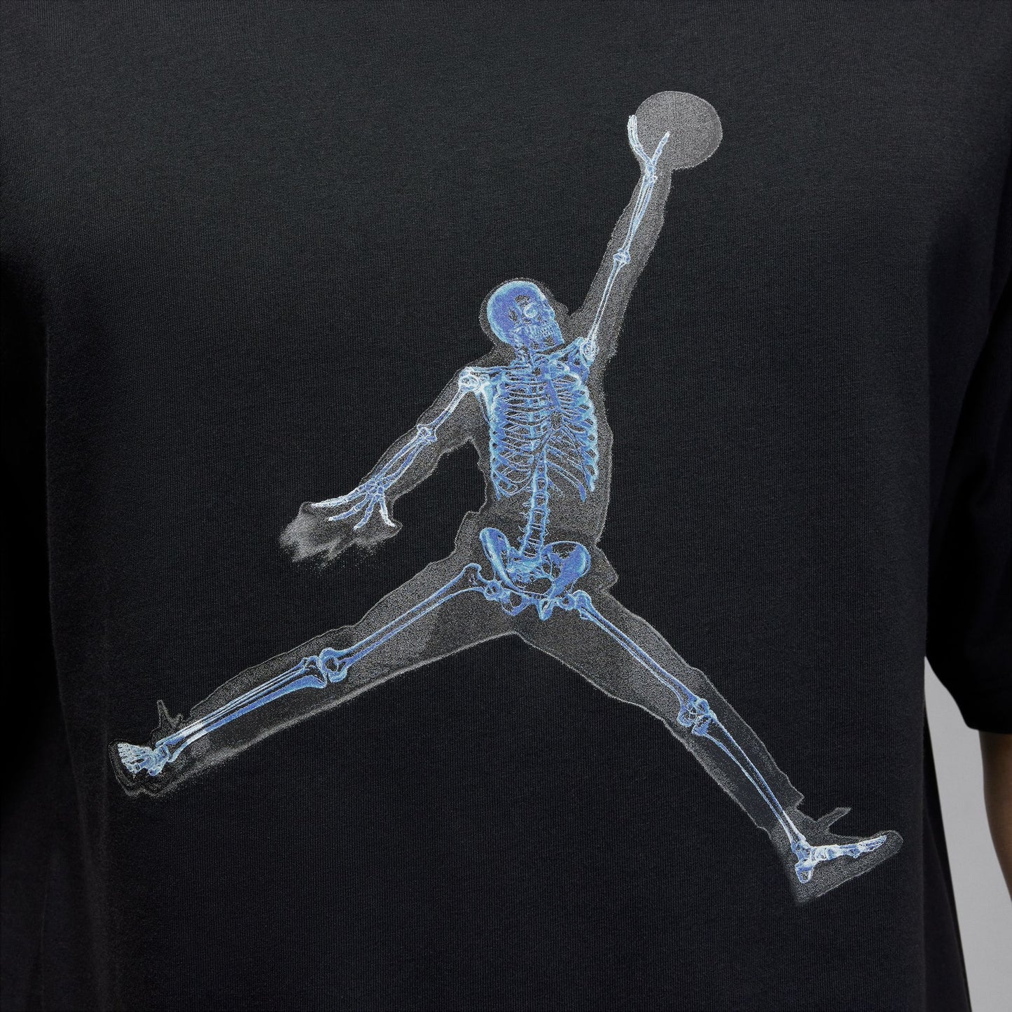 M J NC XRAY JM SS CREW HQ8976-010