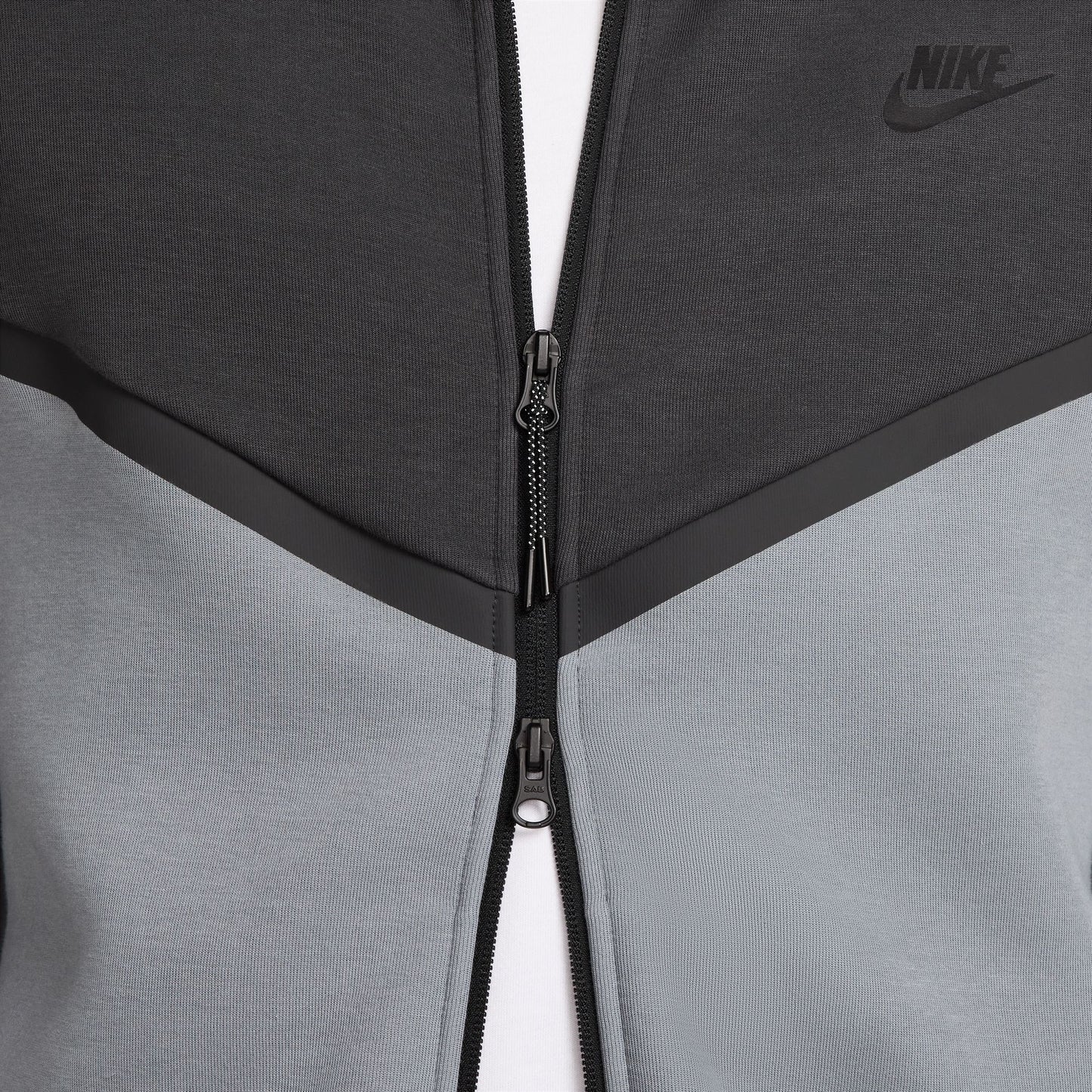 NIKE TECH HV0949-061