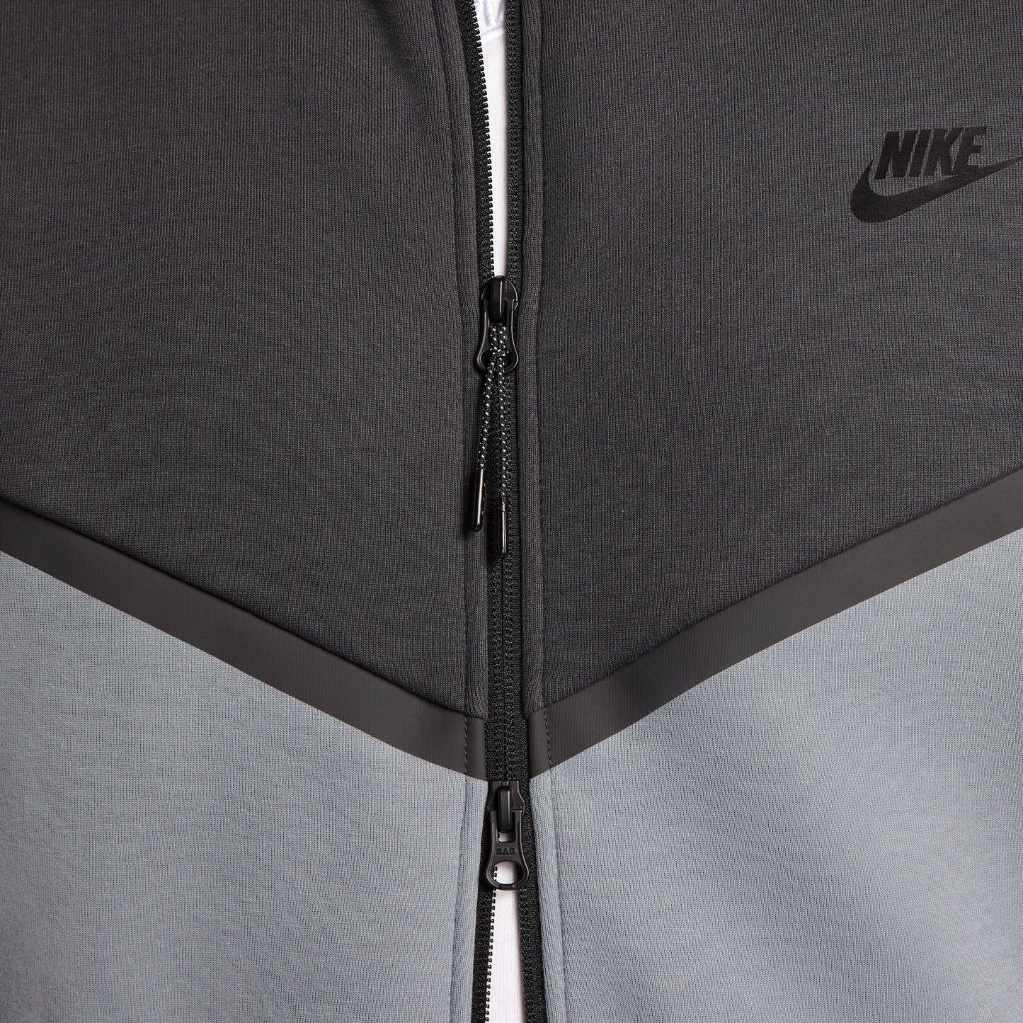 NIKE TECH HV0949-061