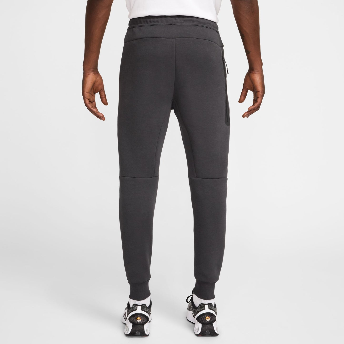 NIKE TECH HV0959-061
