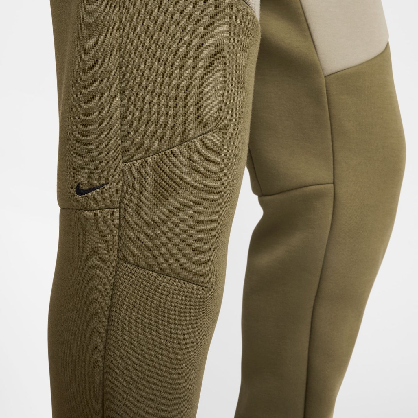 NIKE TECH HV0959-222