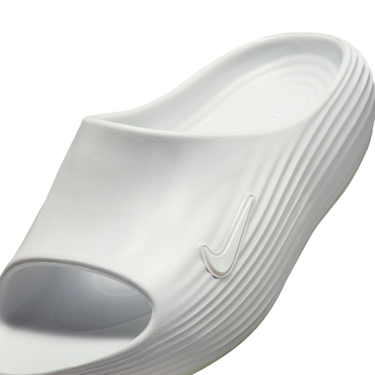 Nike ReactX Rejuven8 HV4479-100