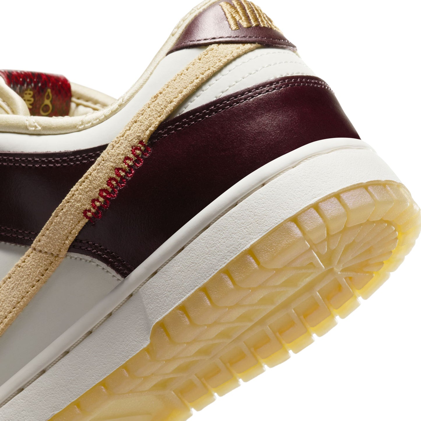W NIKE DUNK LOW LX HV5991-171