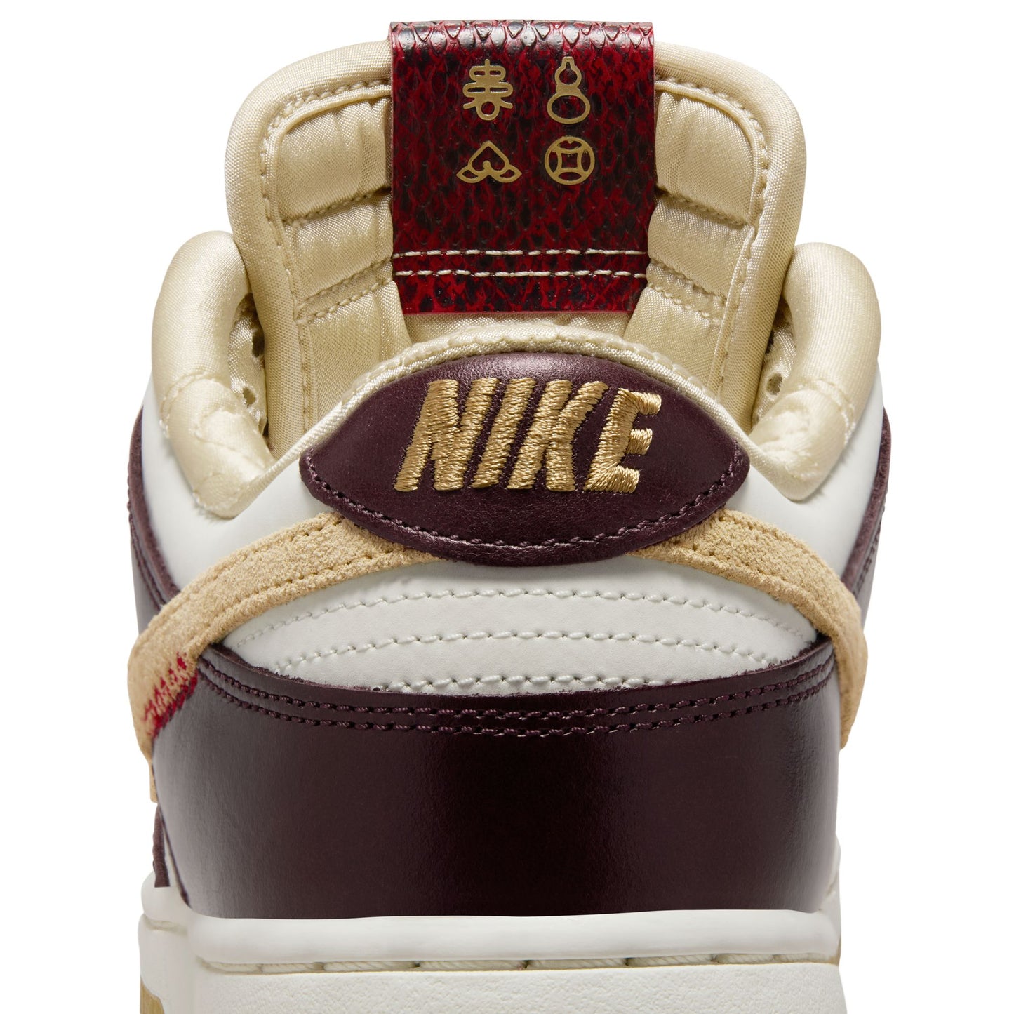 W NIKE DUNK LOW LX HV5991-171