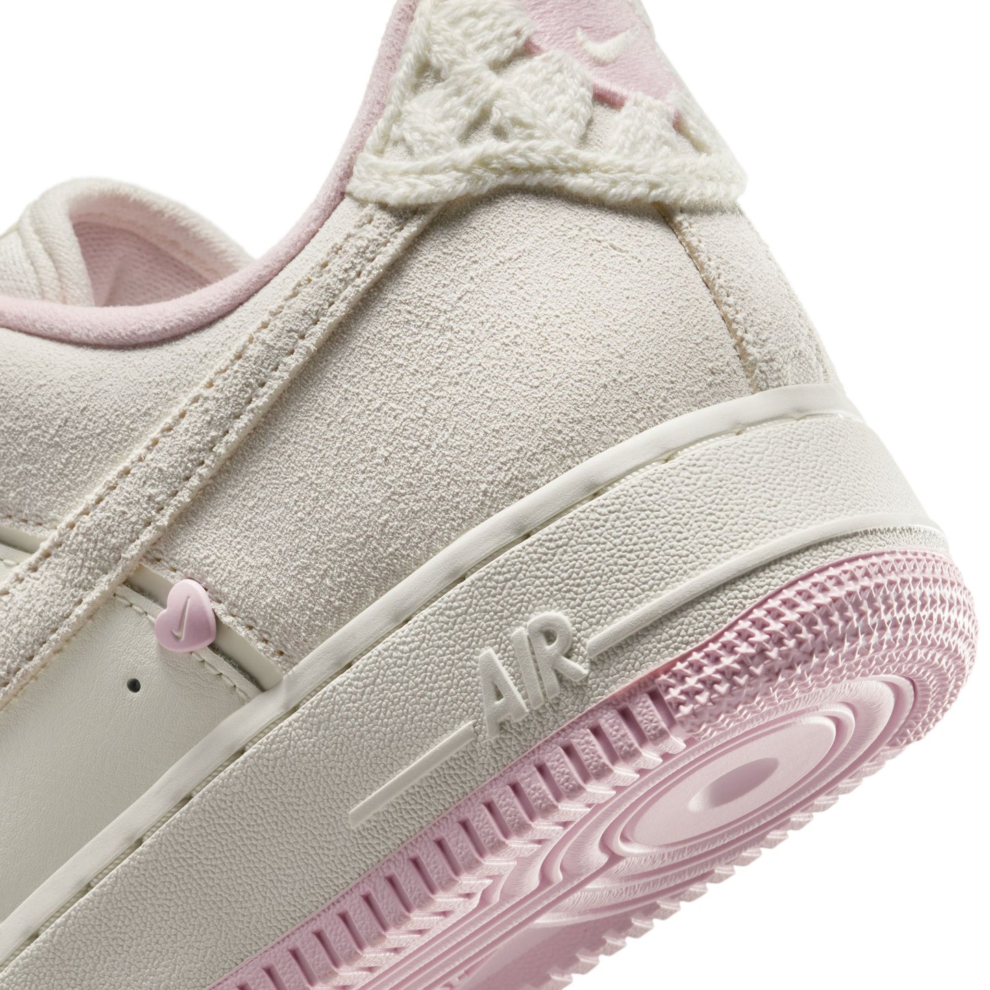 NIKE AIR FORCE 1 ’07 LX HV5992-111
