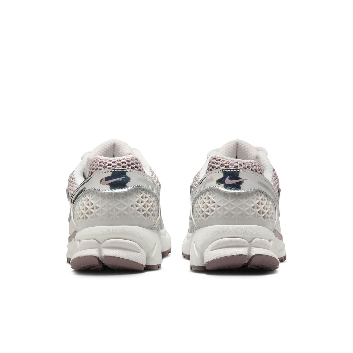 W NIKE ZOOM VOMERO 5 HV6417-001