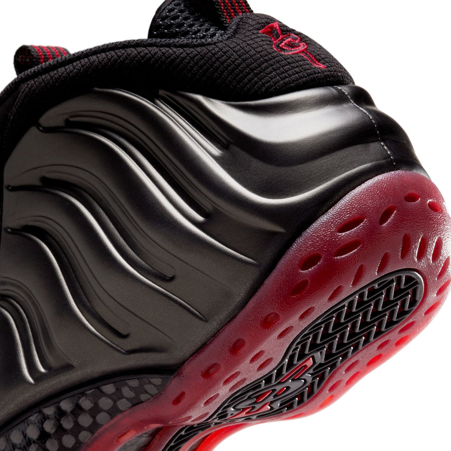 Nike Air Foamposite One IB2219-001