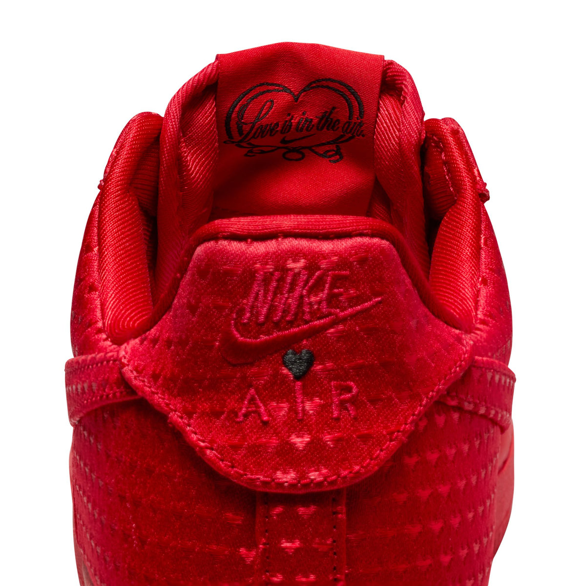 Nike Air Force 1 Retro "Valentine’s Day" IB6836-600