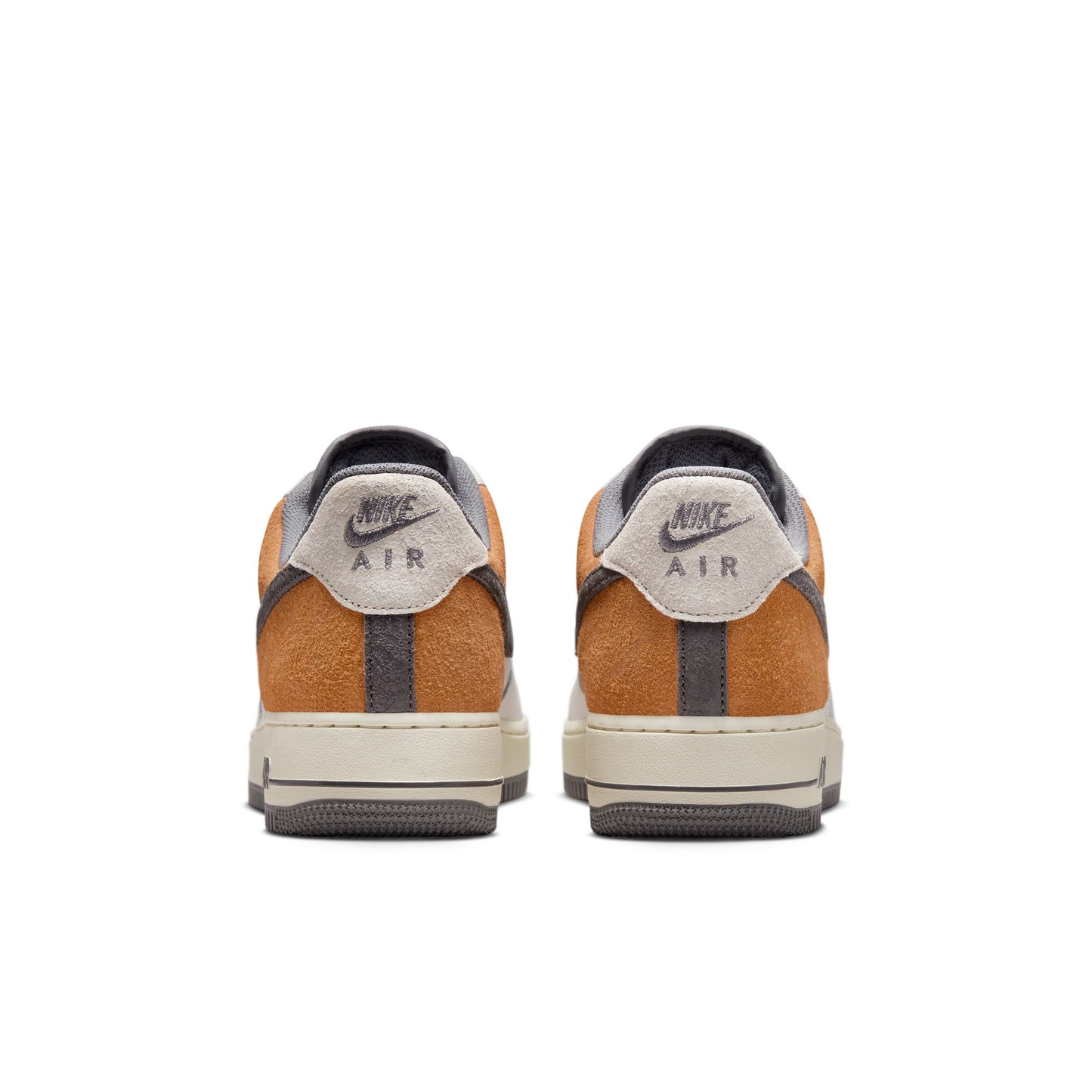 NIKE AIR FORCE 1 '07 LV8 IB7718-030