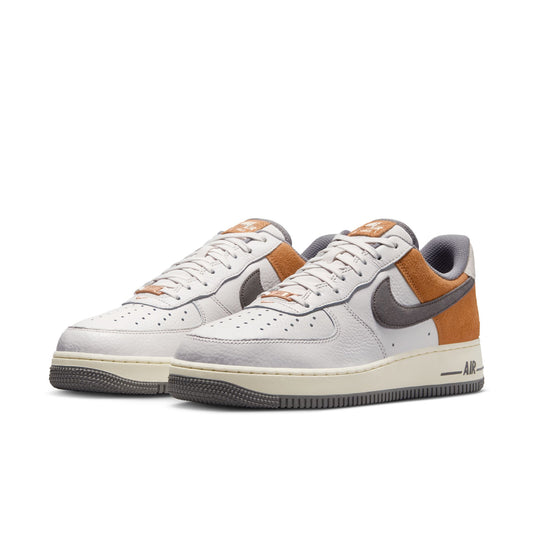 NIKE AIR FORCE 1 '07 LV8 IB7718-030