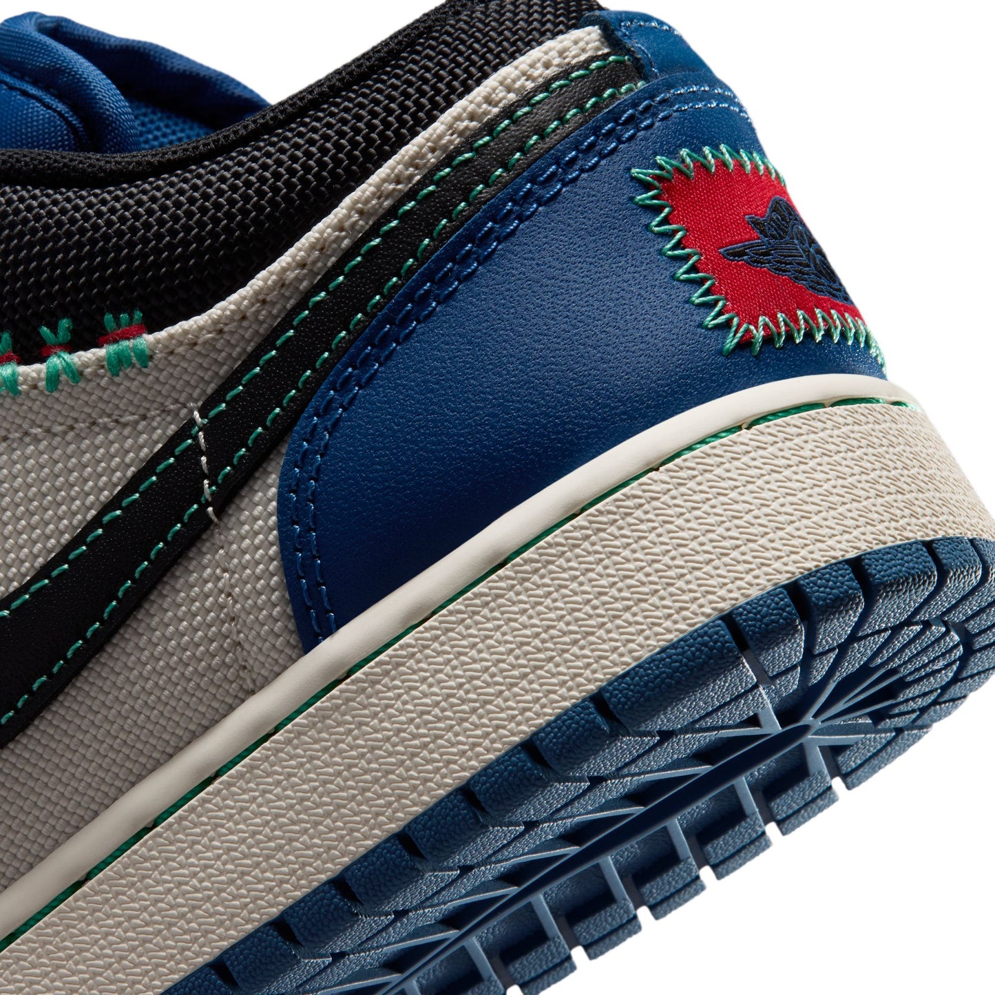 Air Jordan 1 Low SE IO2062-400