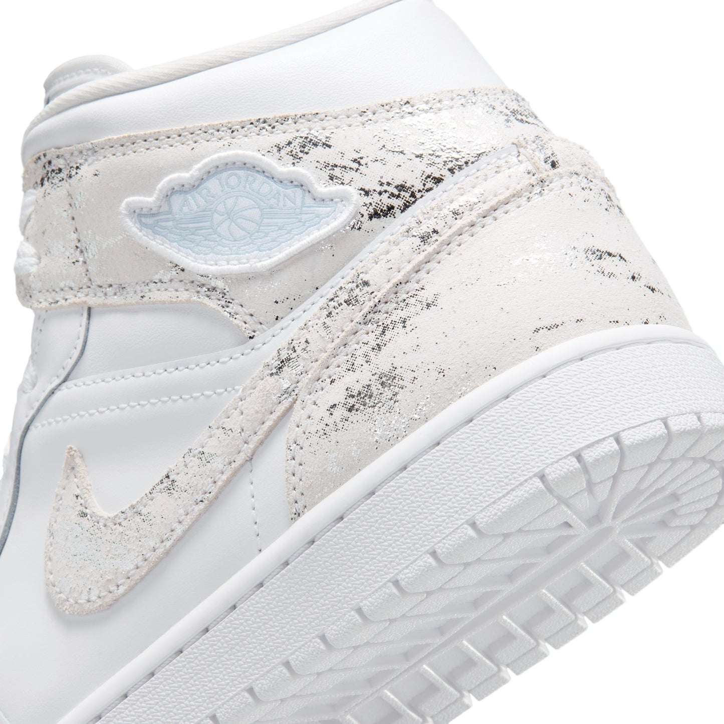 Air Jordan 1 Mid SE IR2271-100