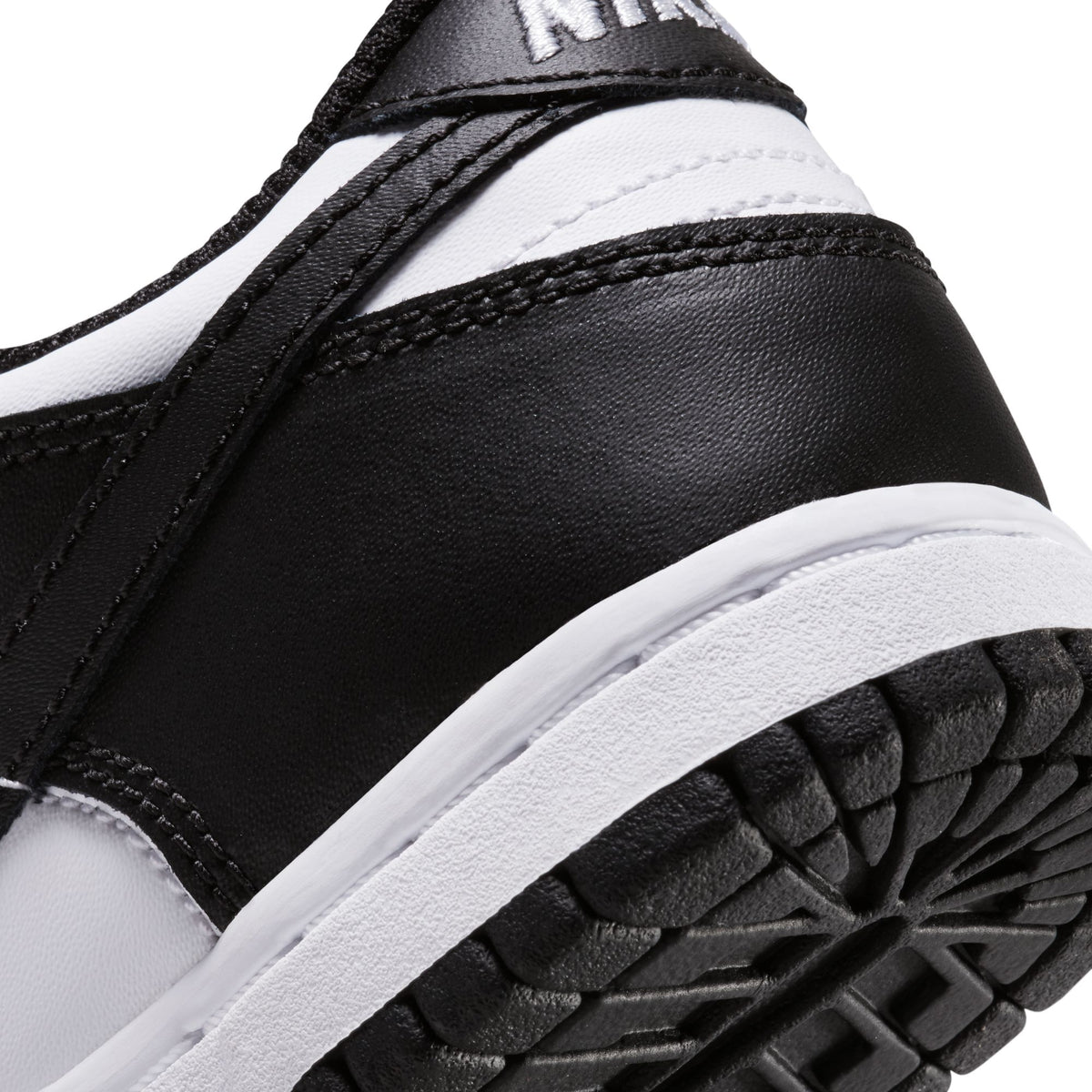 Nike Dunk Low CW1588-100