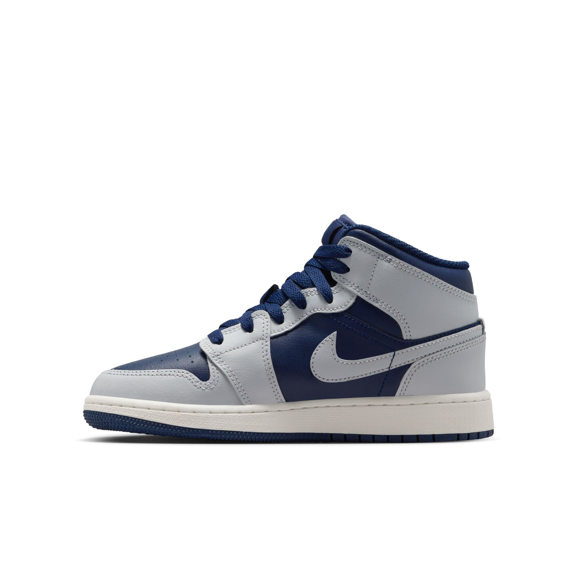 Air Jordan 1 Mid DQ8423-403 – Phenom