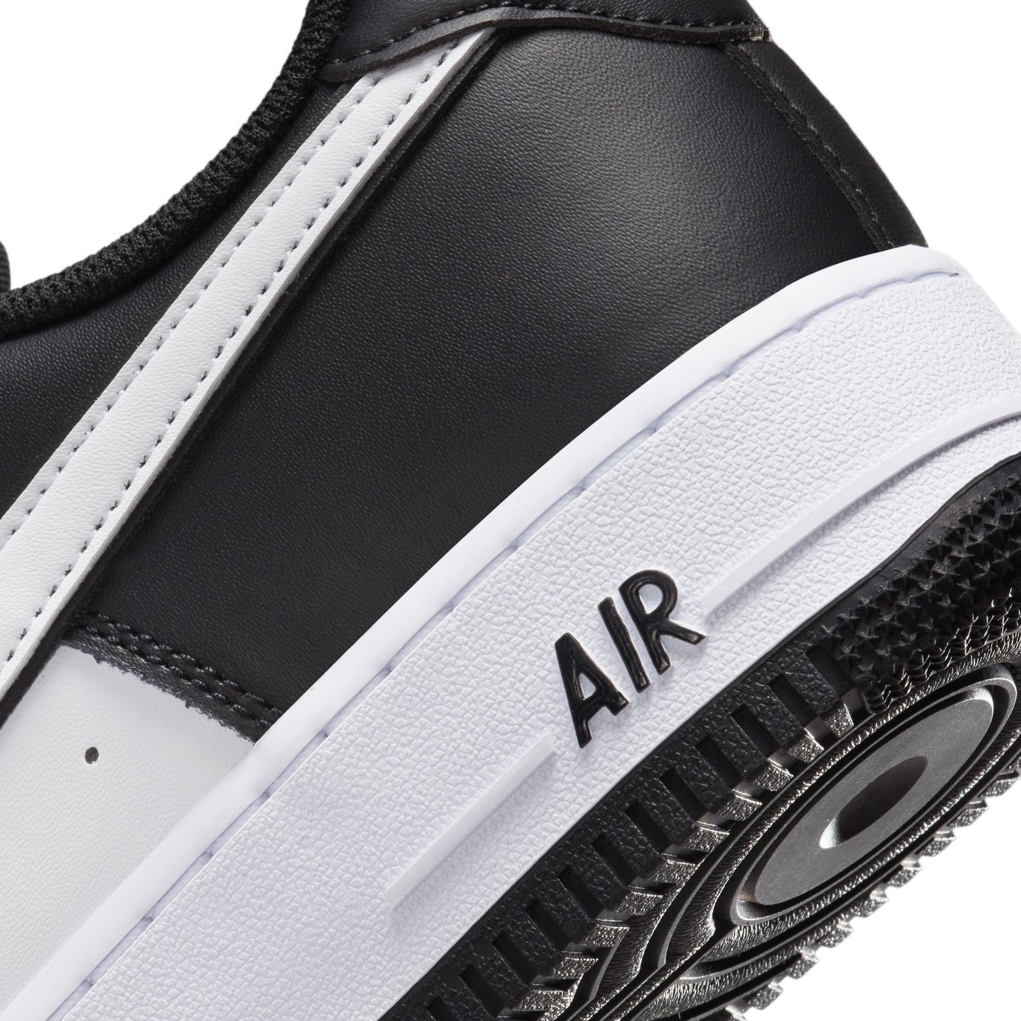 Nike Air Force 1 '07 DV0788-001