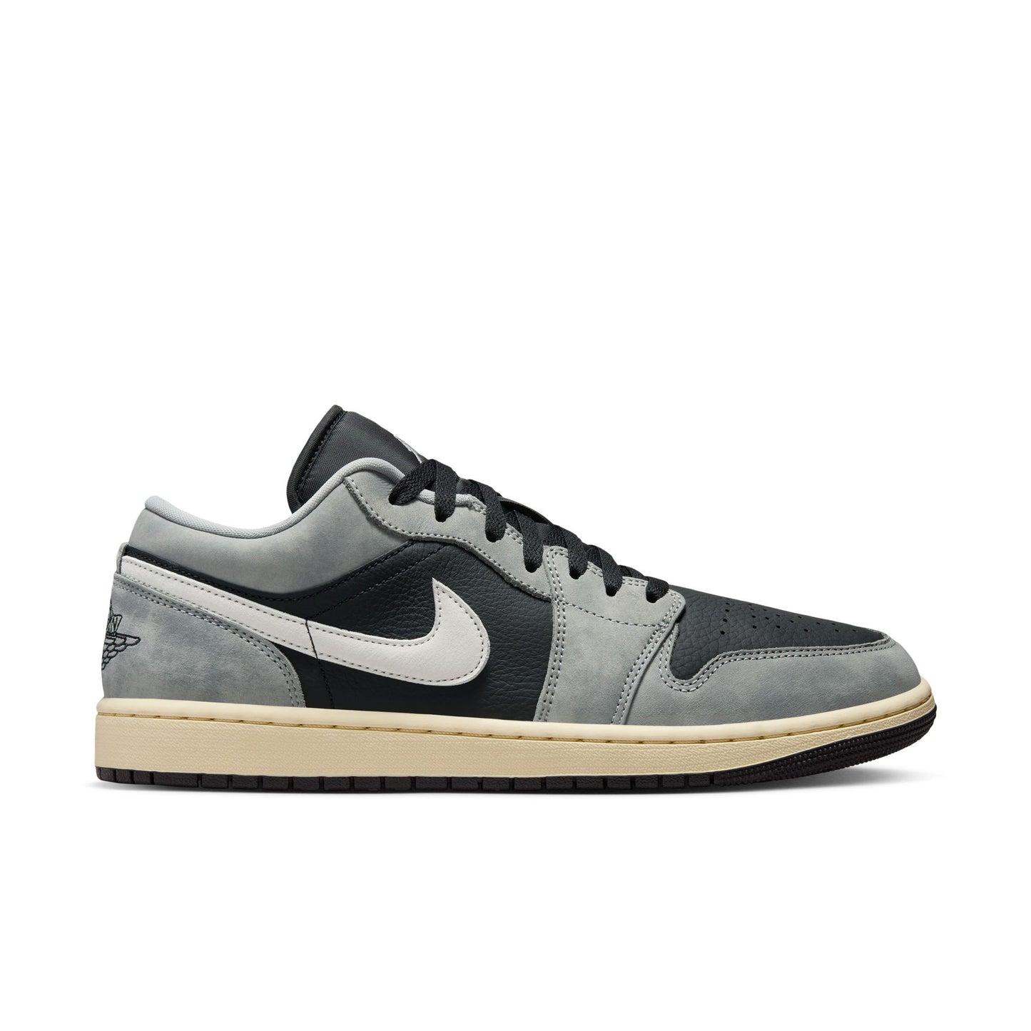 AIR JORDAN 1 LOW SE HQ2010-012