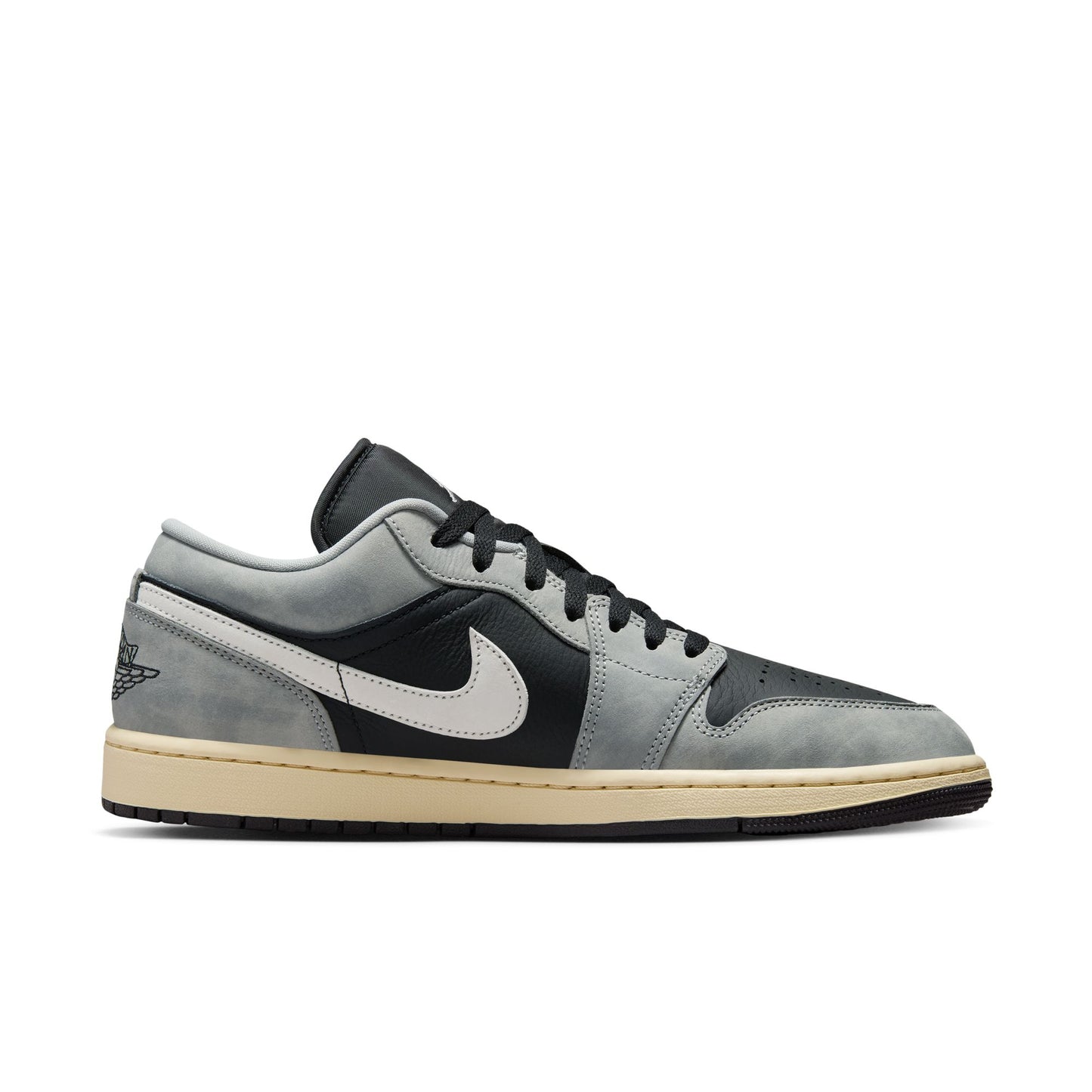 AIR JORDAN 1 LOW SE HQ2010-012