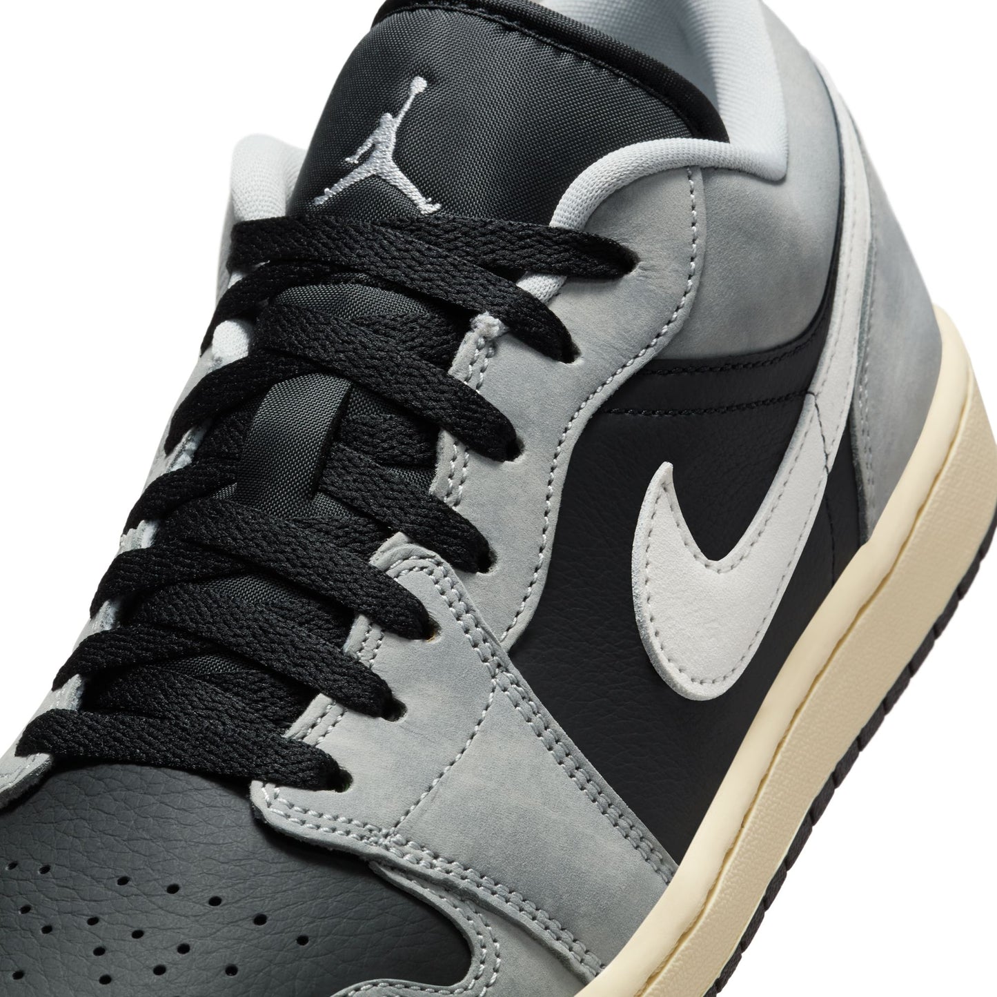 AIR JORDAN 1 LOW SE HQ2010-012