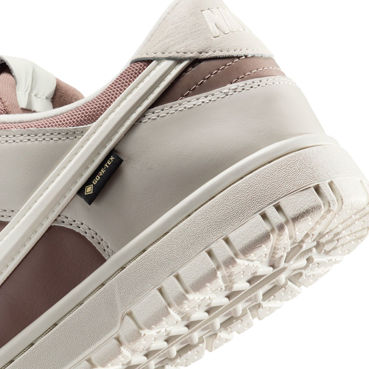 Nike Dunk Low GORE-TEX HQ2053-002