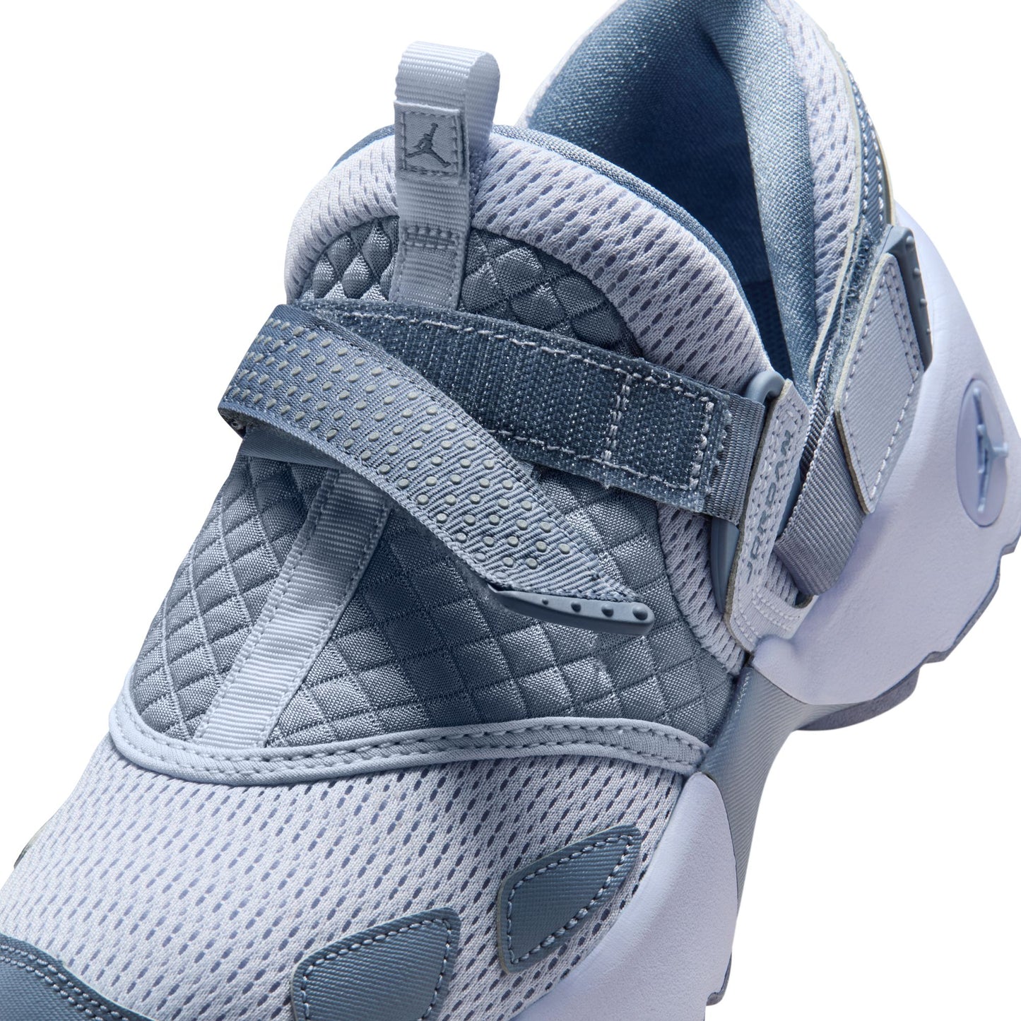 Jordan Trunner LX HQ2164-010