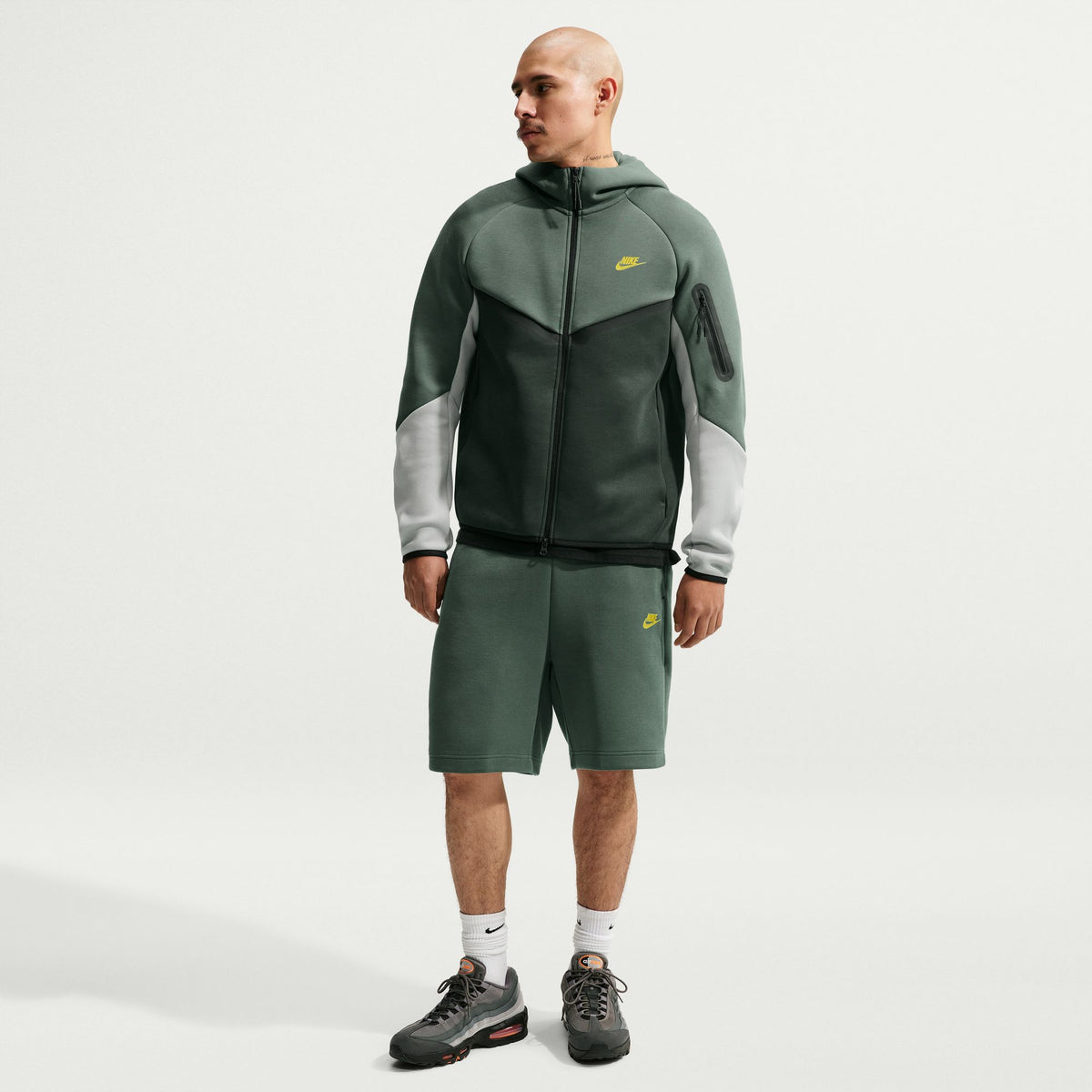 Nike Tech HV0949-304