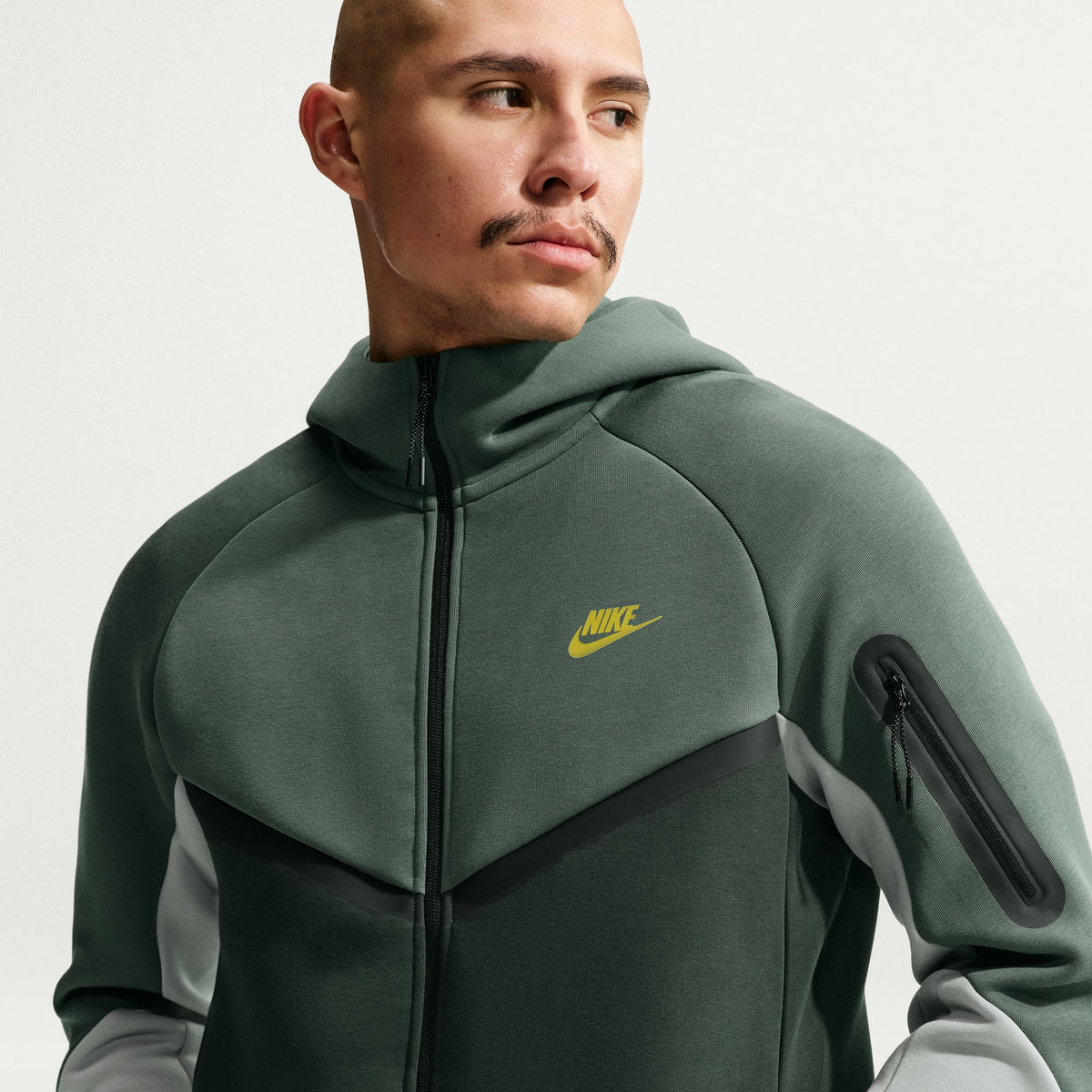 Nike Tech HV0949-304