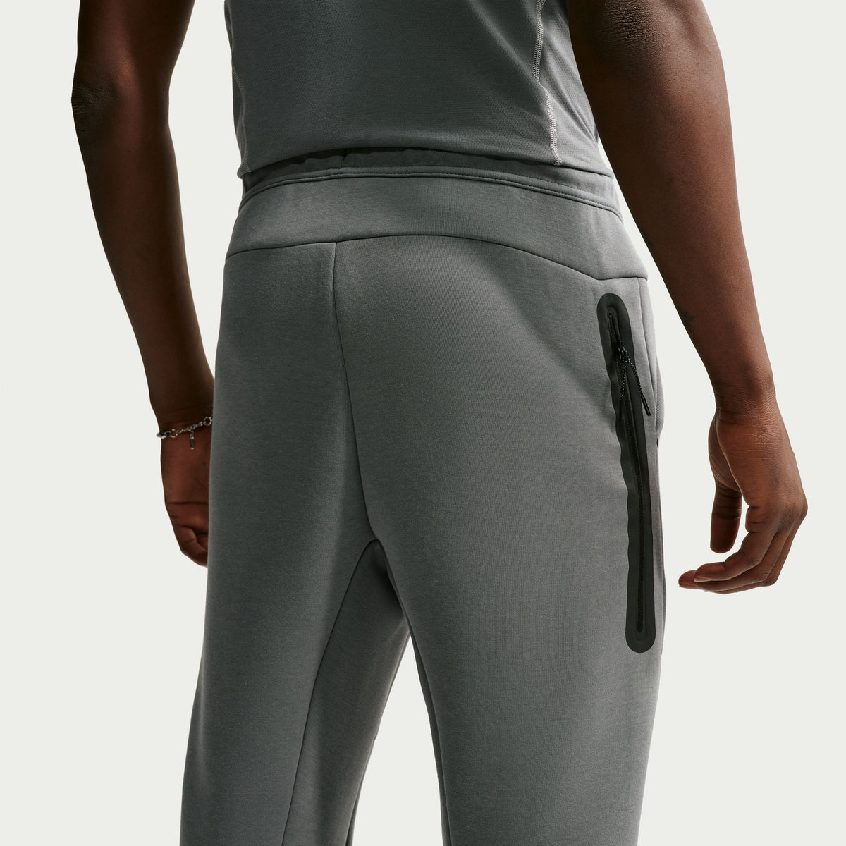 Nike Tech HV0959-065