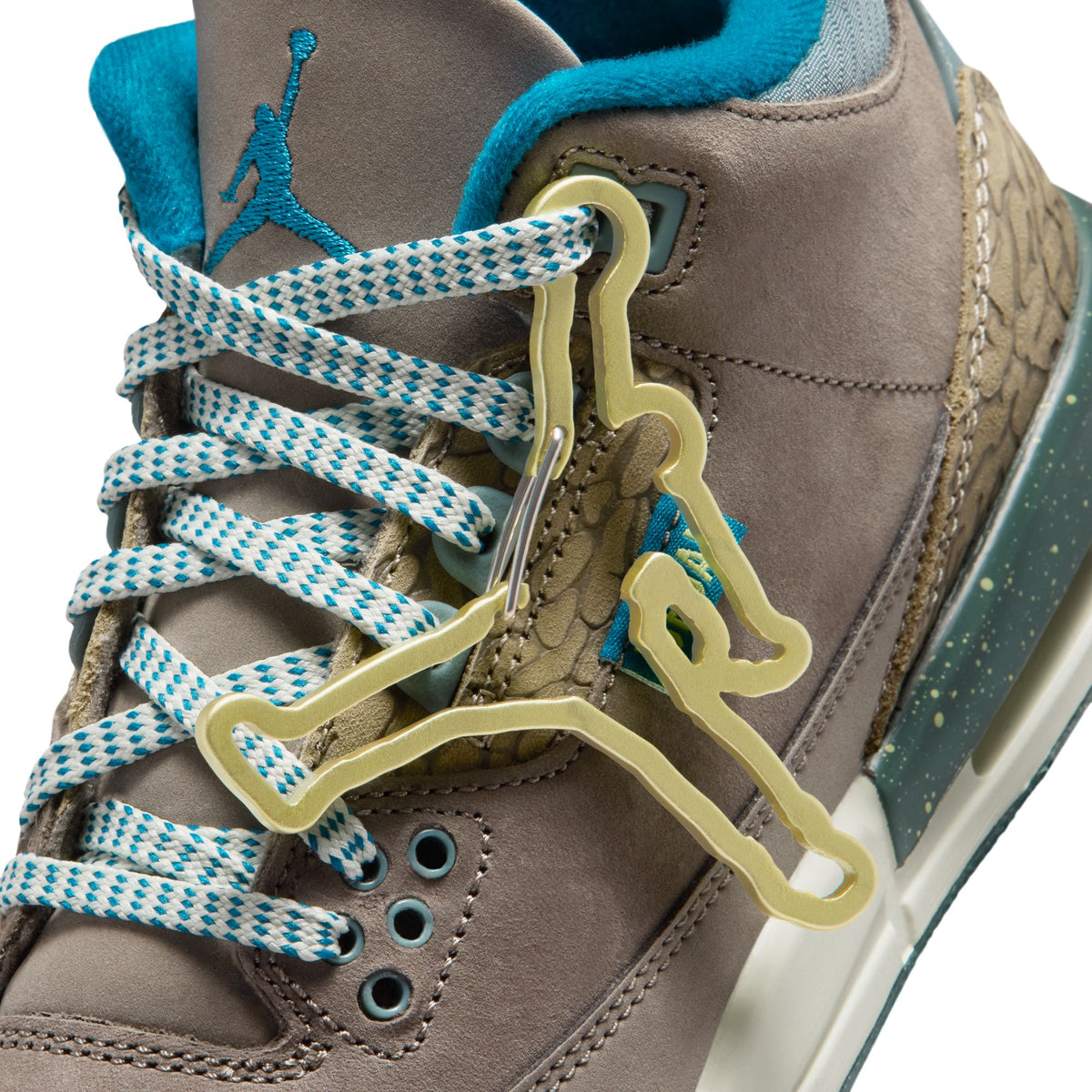Air Jordan 3 Retro IB7066-001