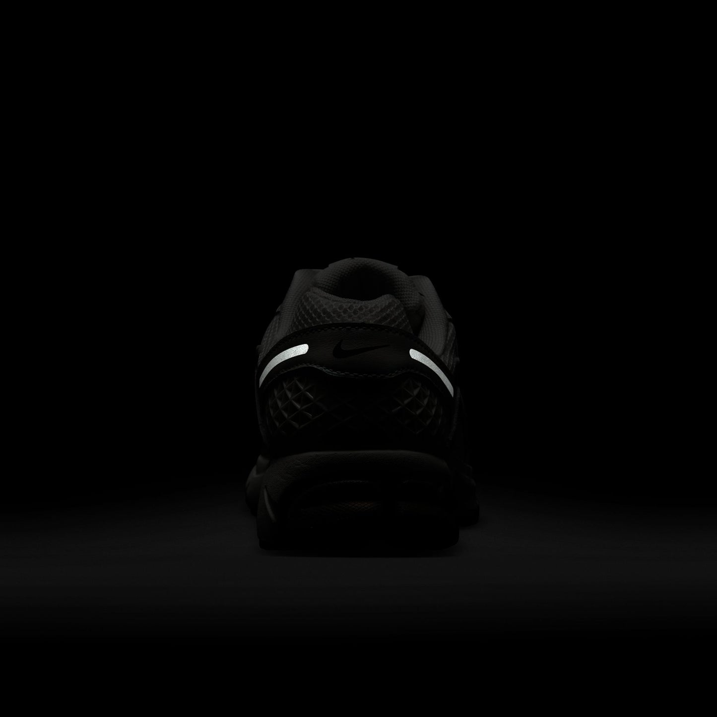 Nike Zoom Vomero 5 IB8129-133