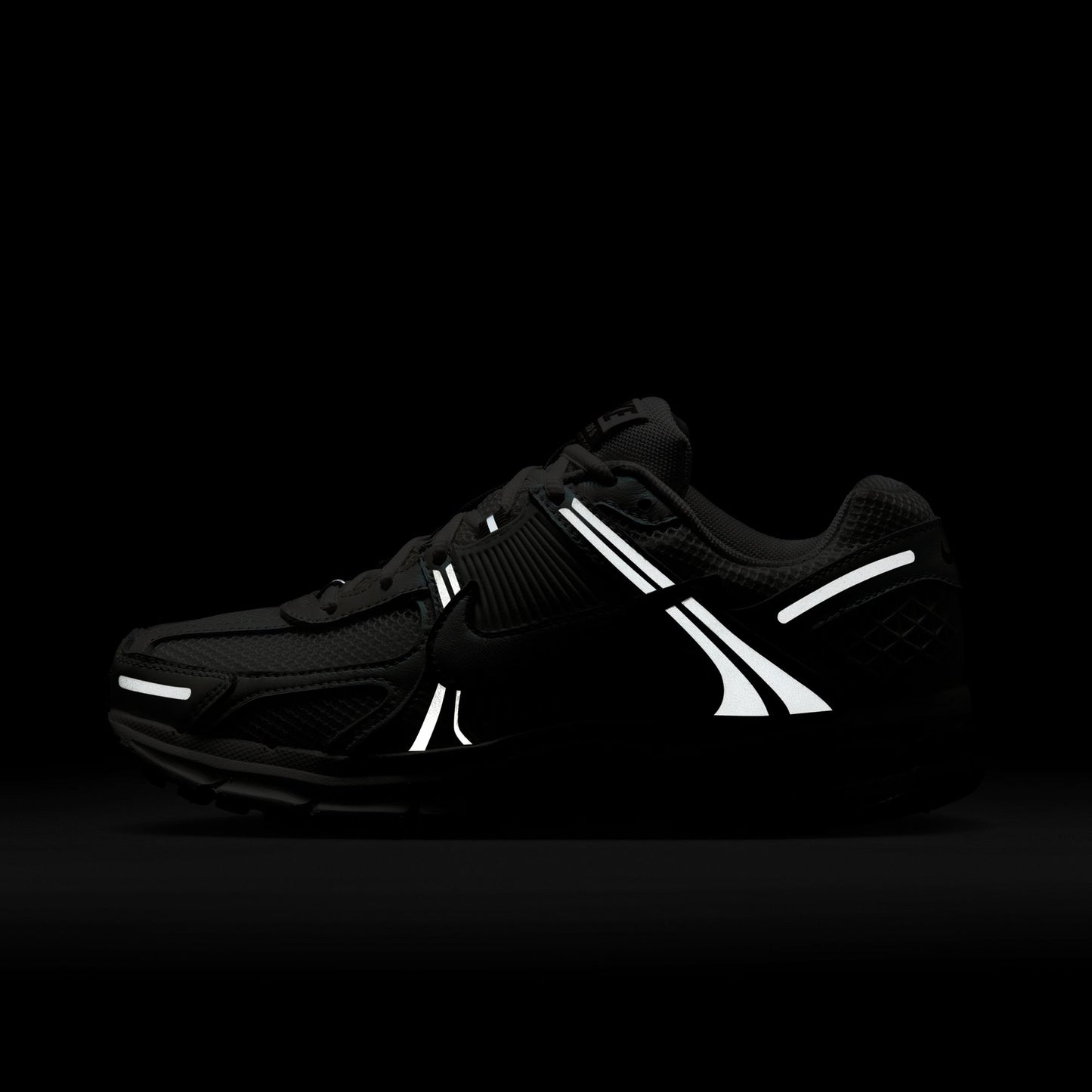 Nike Zoom Vomero 5 IB8129-133
