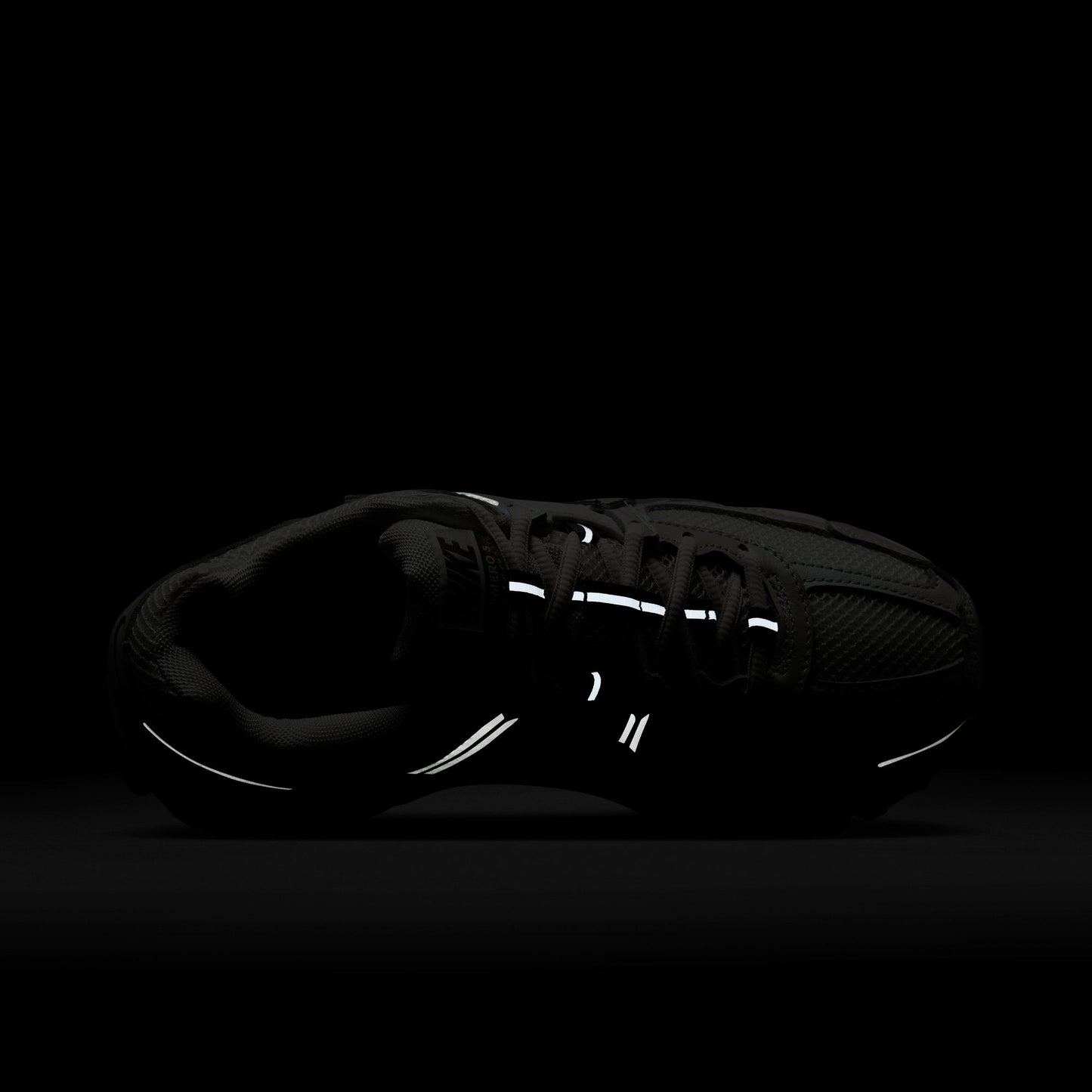 Nike Zoom Vomero 5 IB8129-133