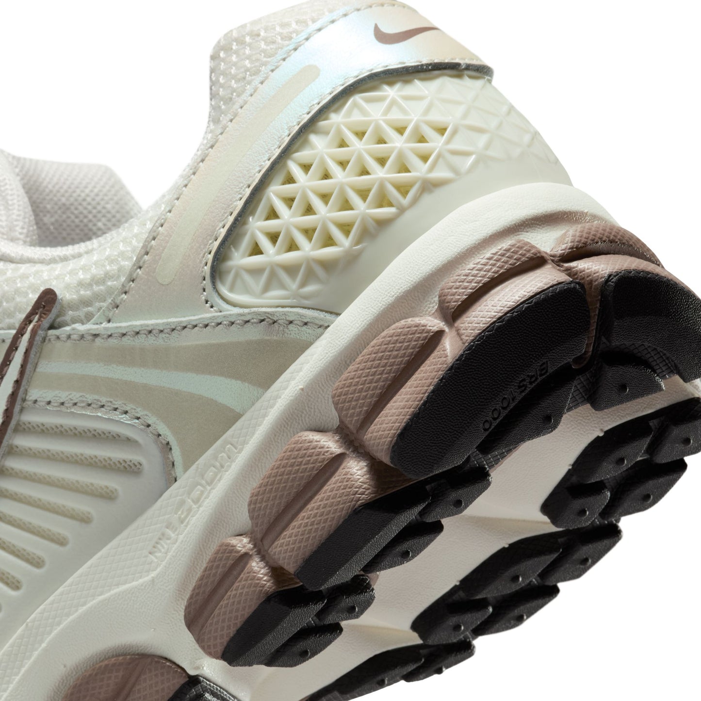 Nike Zoom Vomero 5 IB8129-133