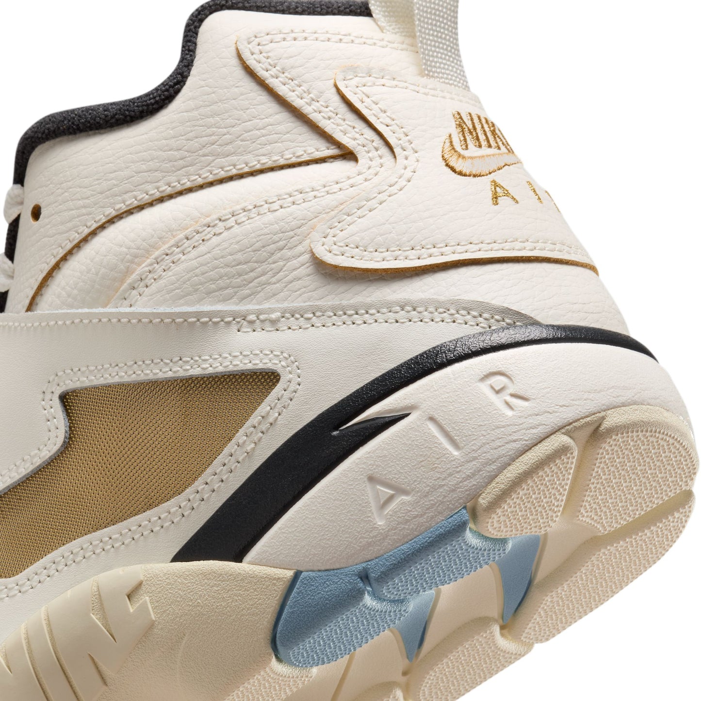 Nike Air Diamond Turf IF2534-100